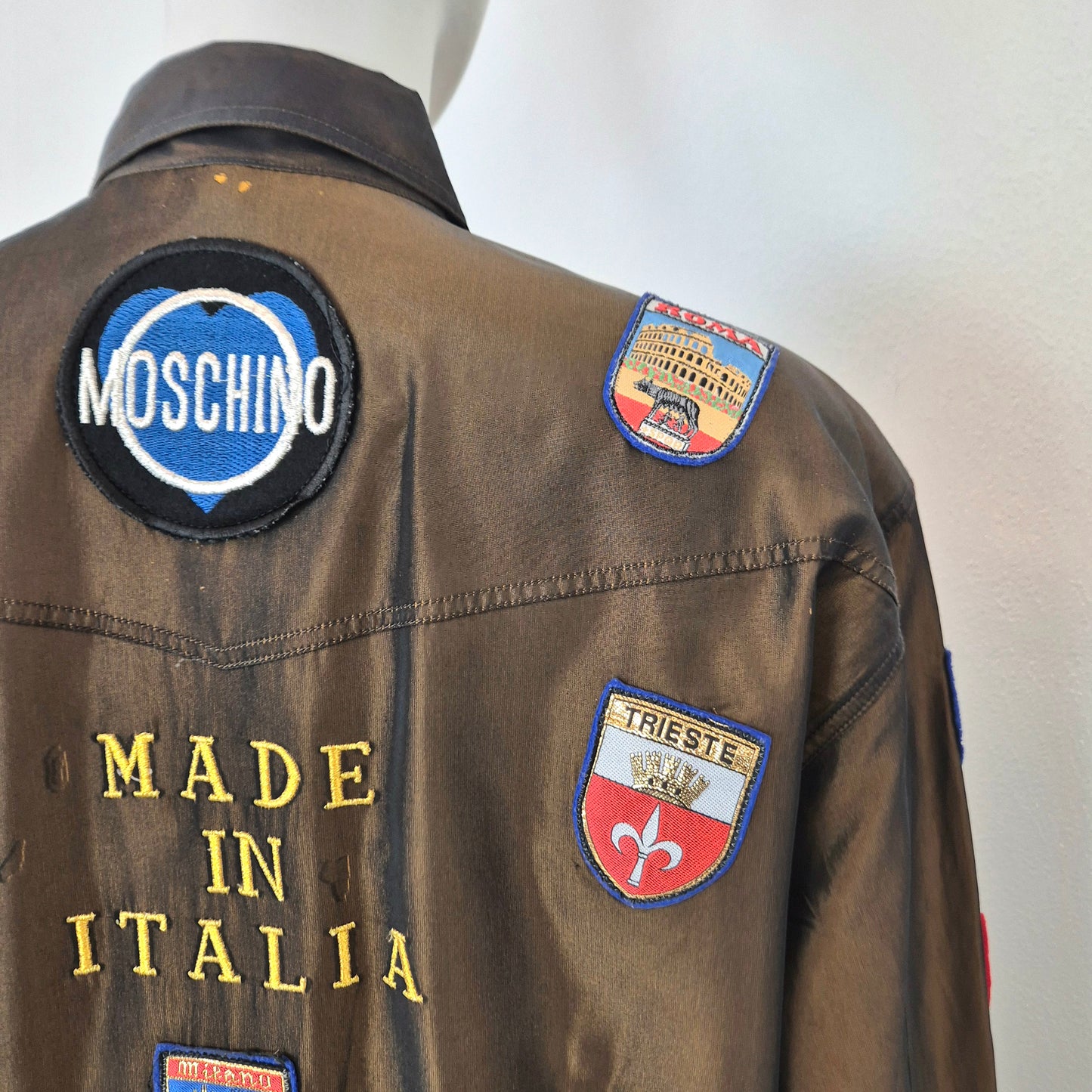 Moschino | Camicia "Made in Italia" con toppe