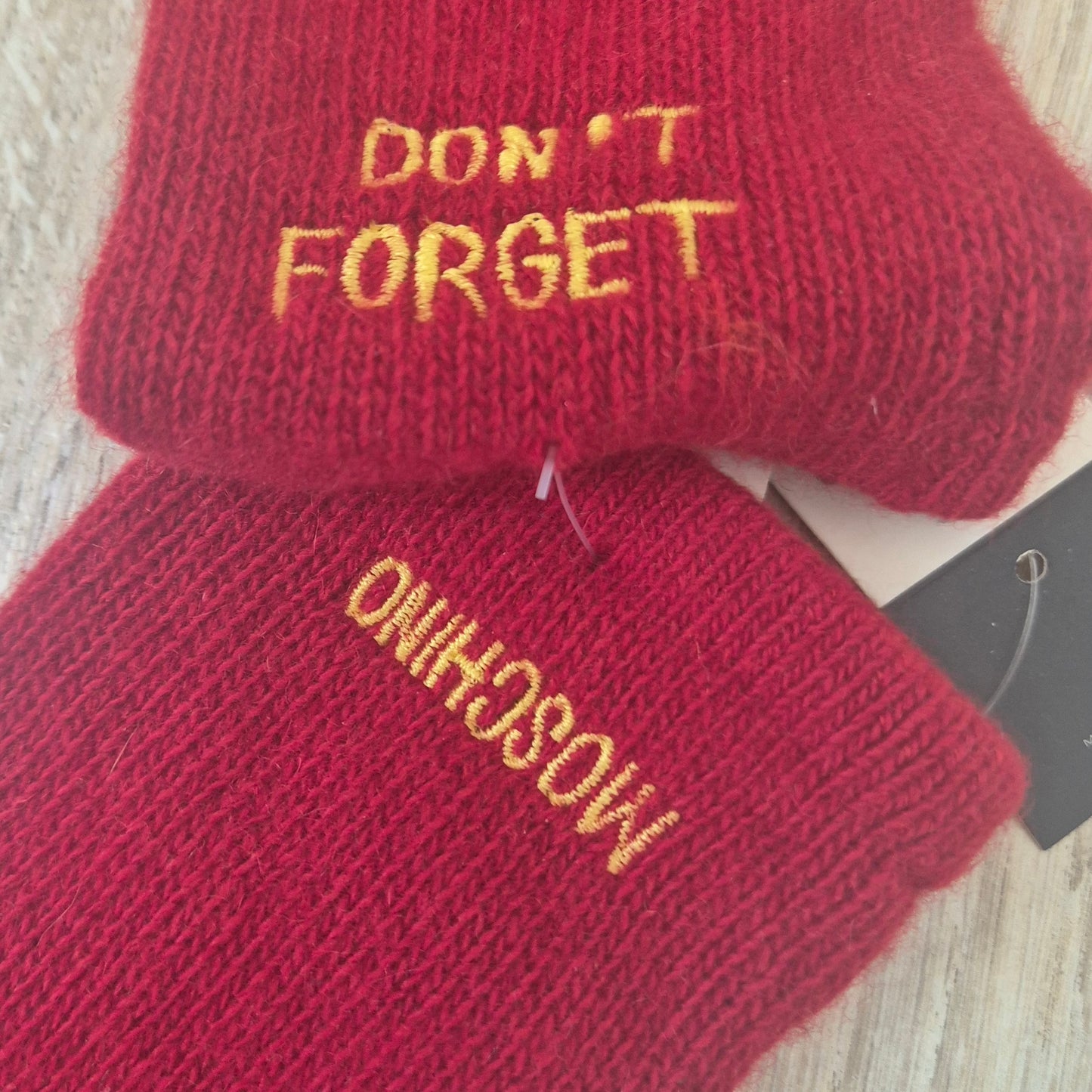 Moschino | Guanti "Don't forget" cashmere