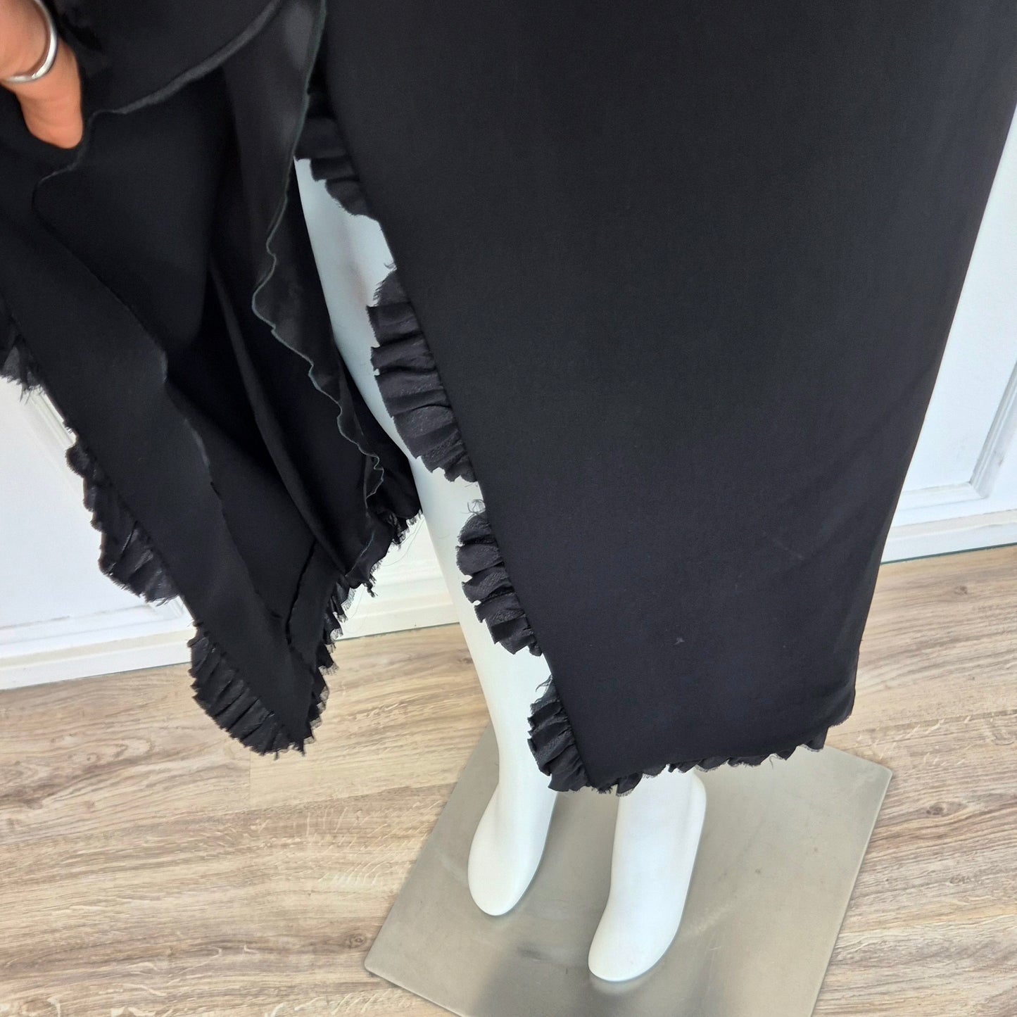 Rossella Jardini | Abito nero scollo a V