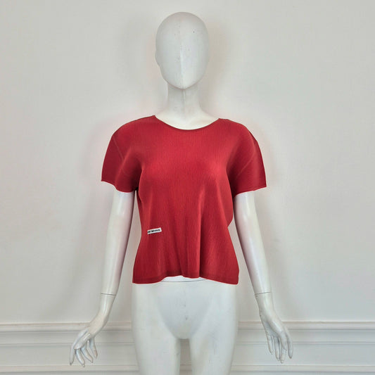 Issey Miyake | T shirt rossa plissettata