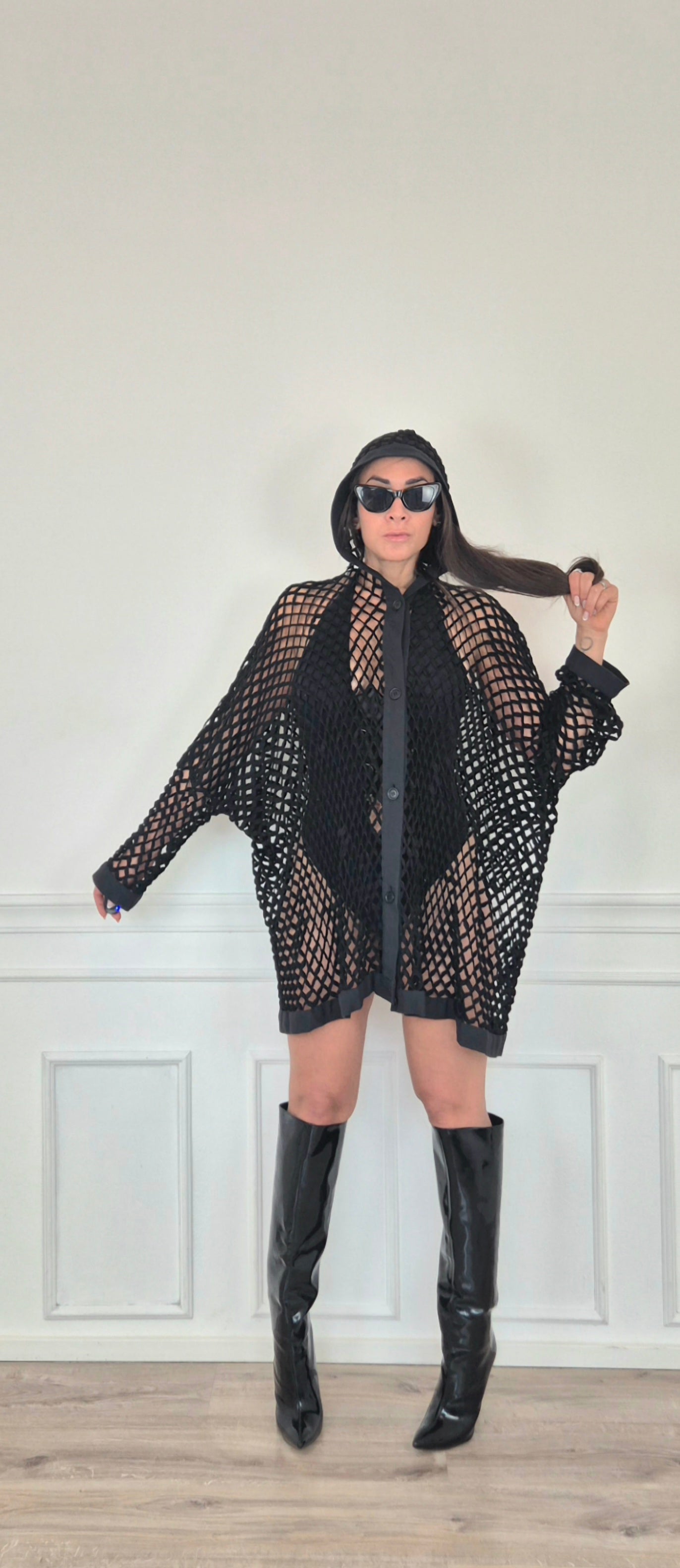 Romeo Gigli | Cardigan con cappuccio rete nera