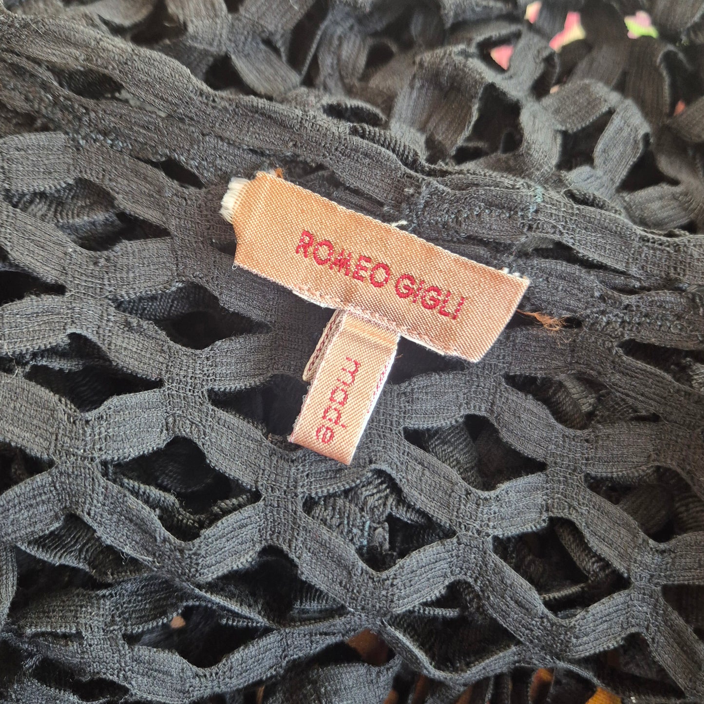 Romeo Gigli | Cardigan con cappuccio rete nera