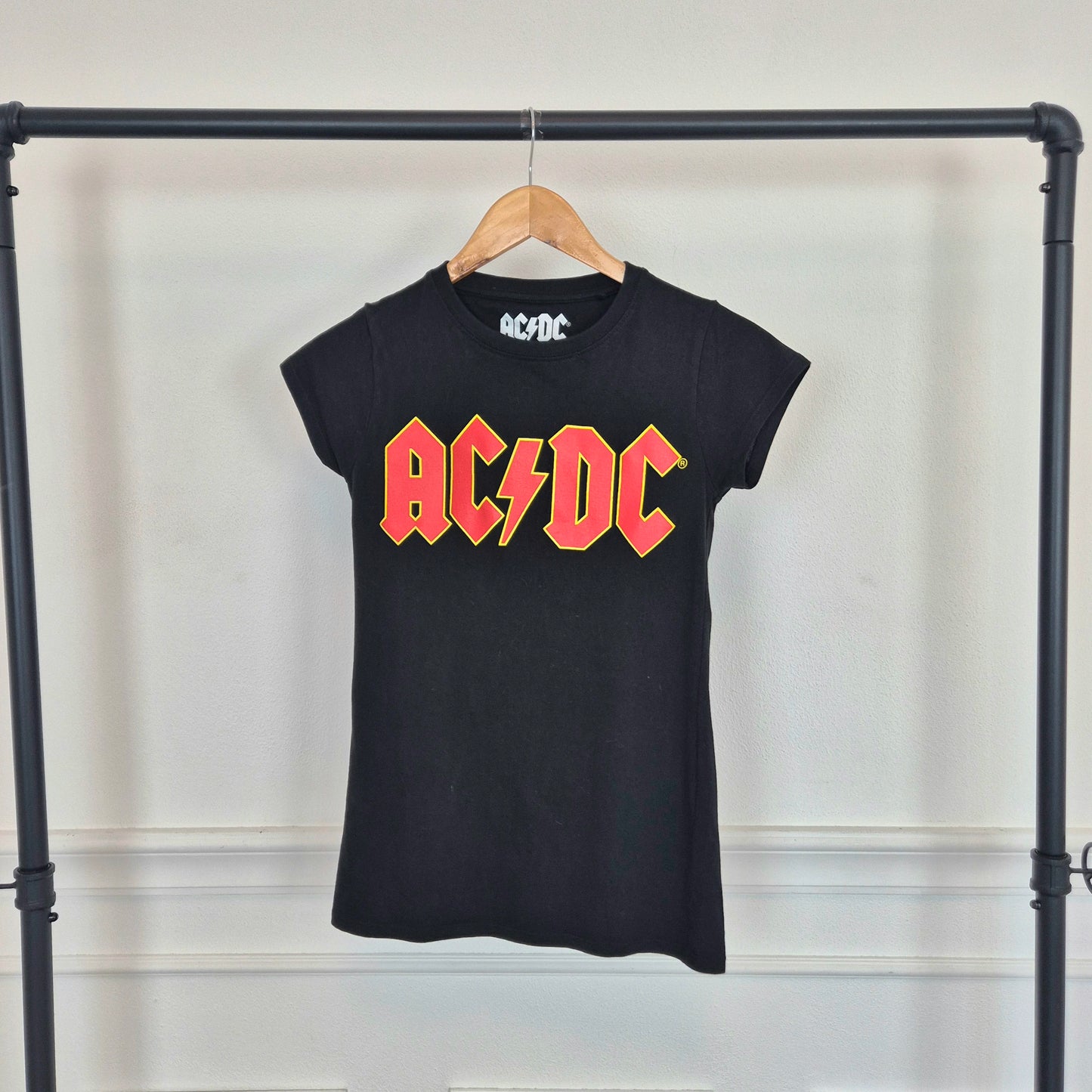 T-shirt nera ACDC
