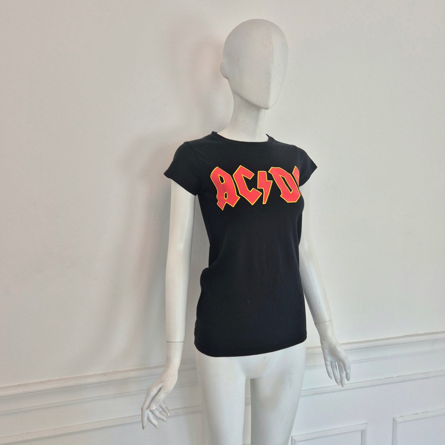 T-shirt nera ACDC