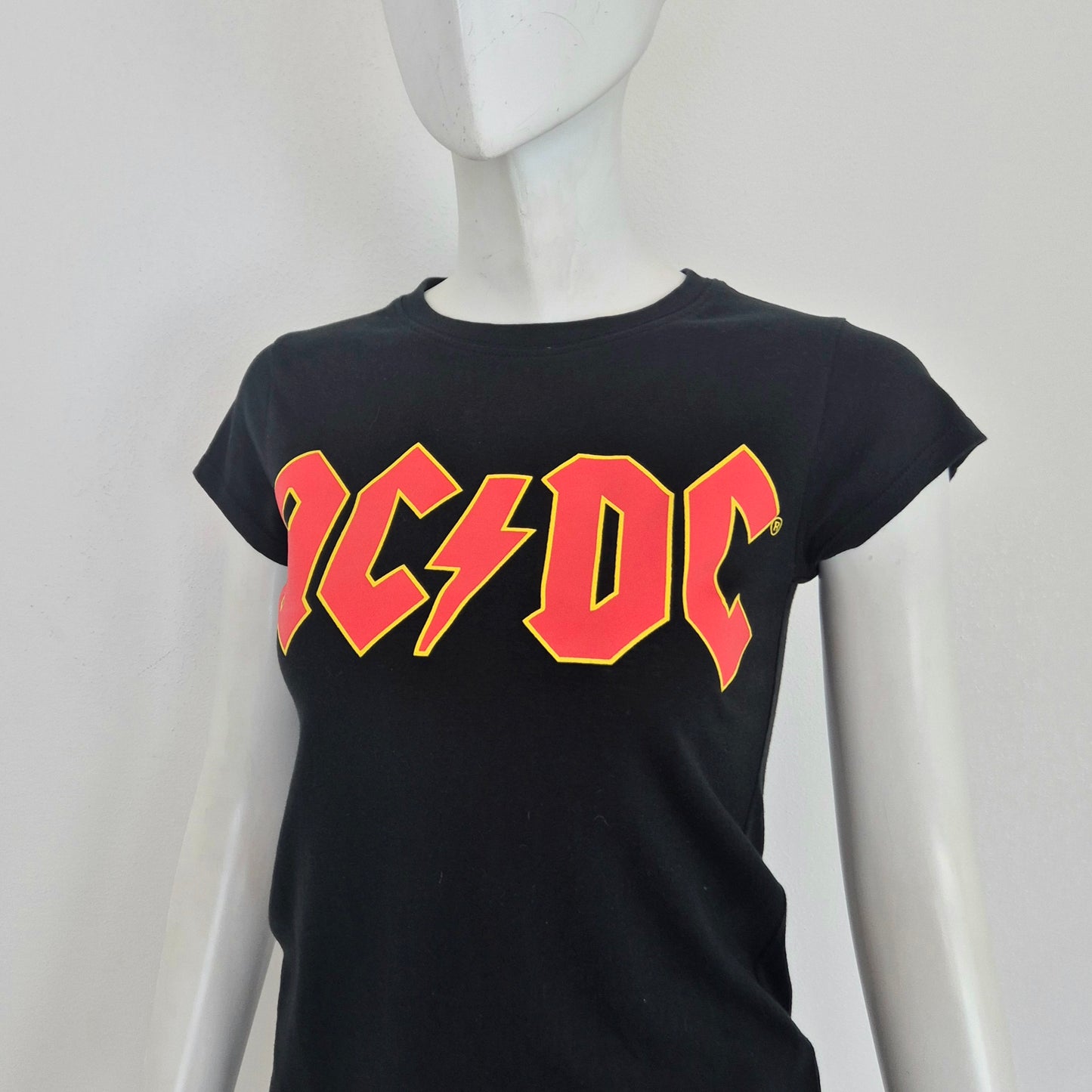 T-shirt nera ACDC