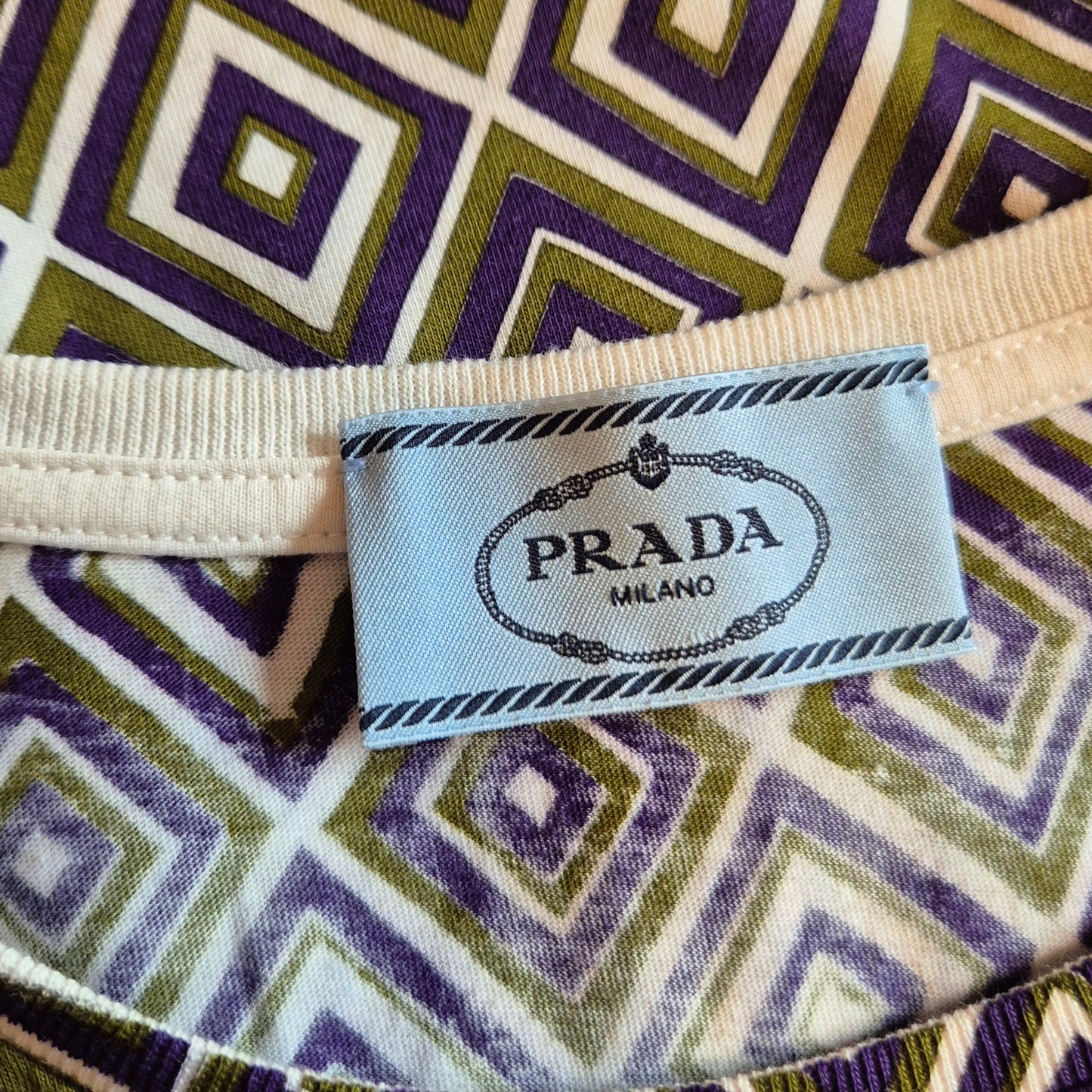 Prada | T shirt rombi viola-verde FW 2012