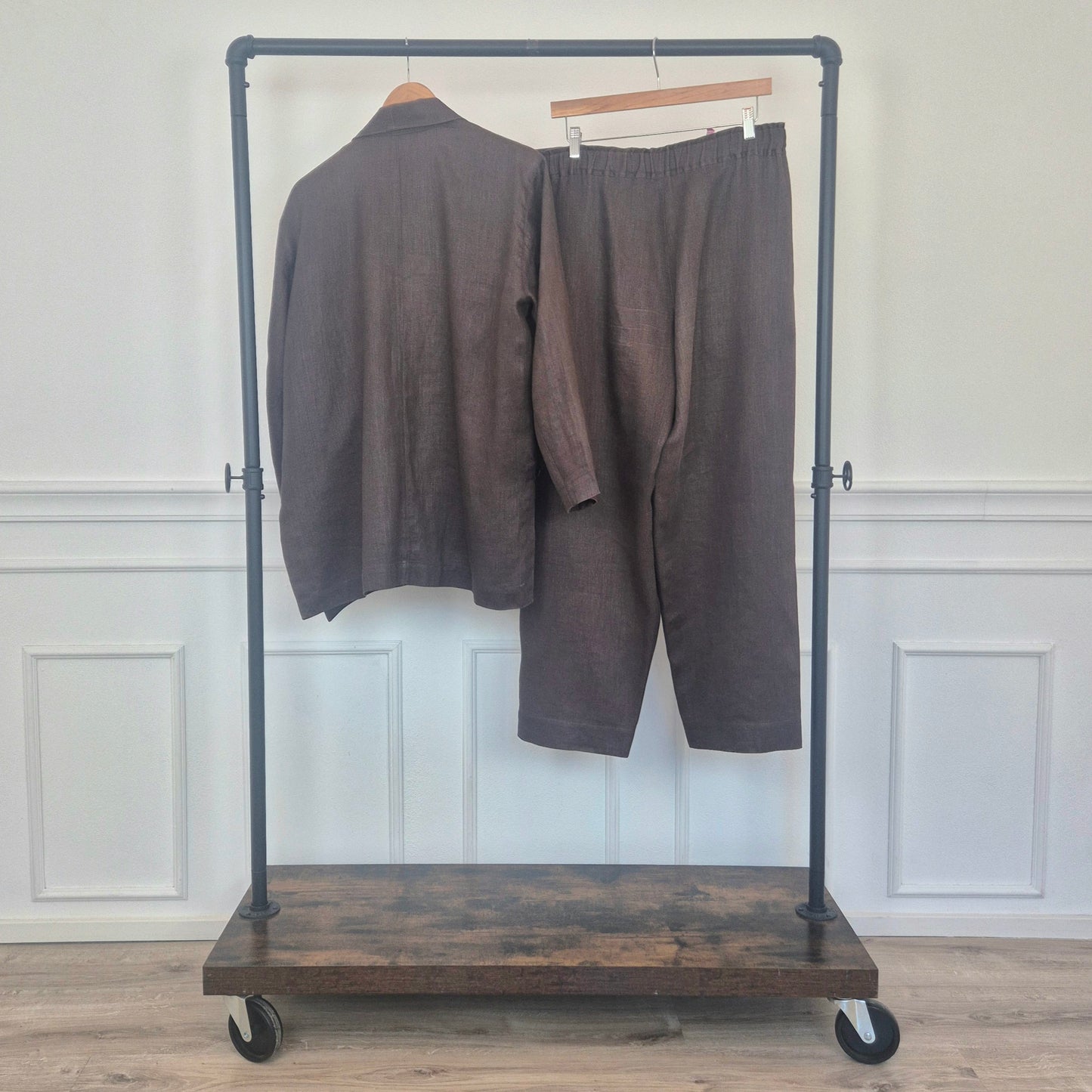 Plantation di Issey Miyake | Completo tailleur lino marrone