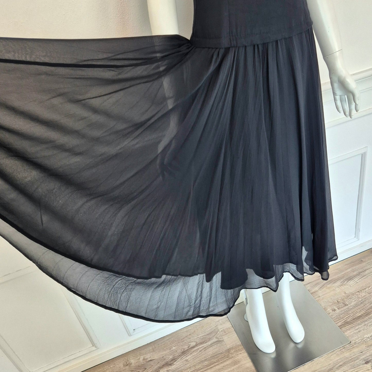 Moschino | Abito vintage in pura seta nero