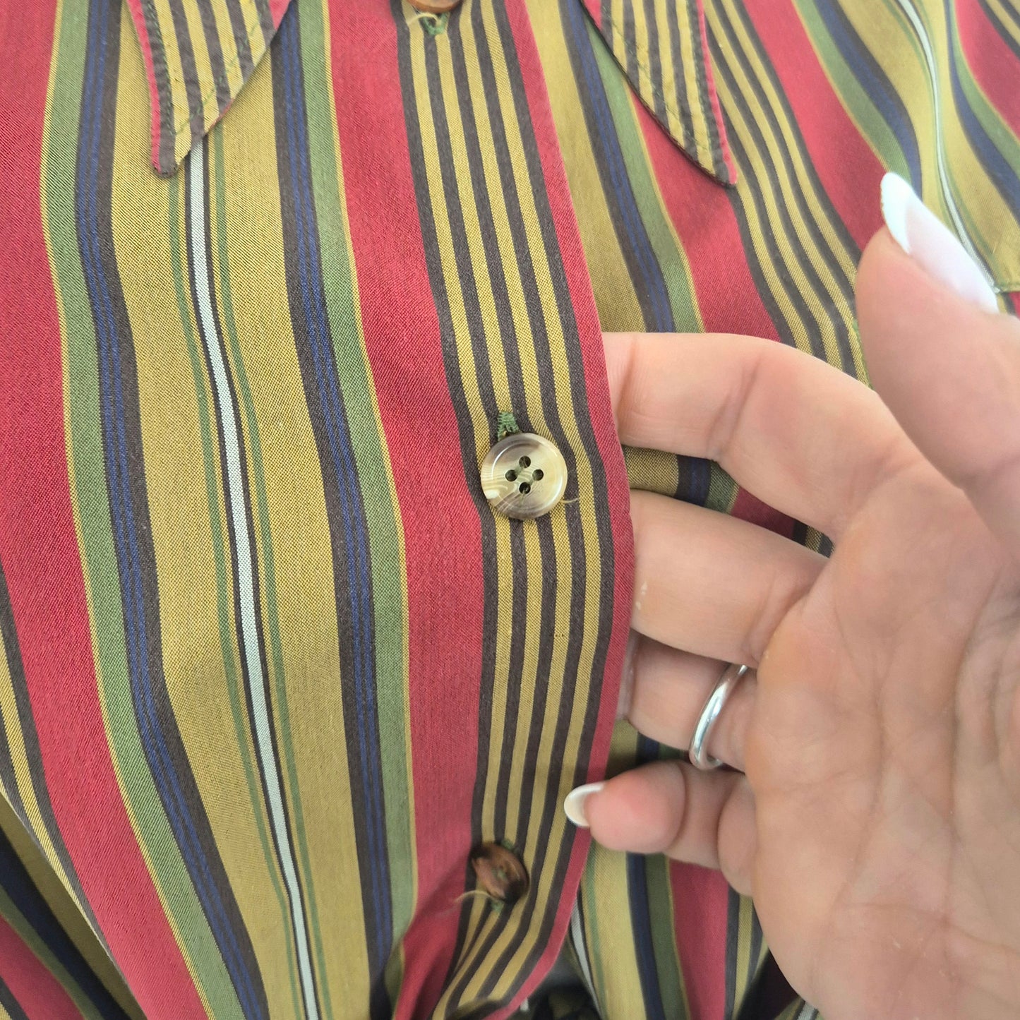 Romeo Gigli | Camicia a righe da annodare in vita