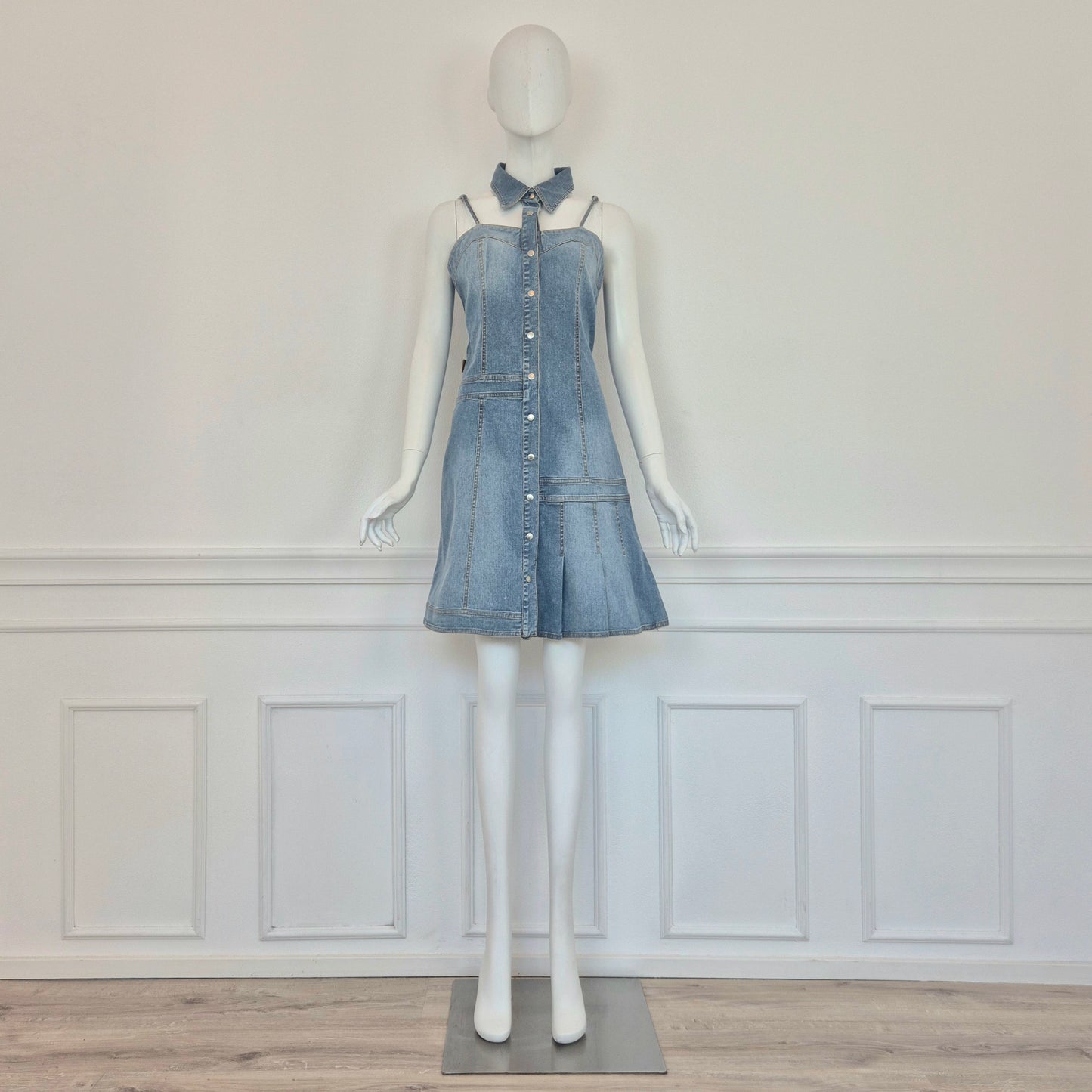 Moschino | Abito in denim con cut out e colletto