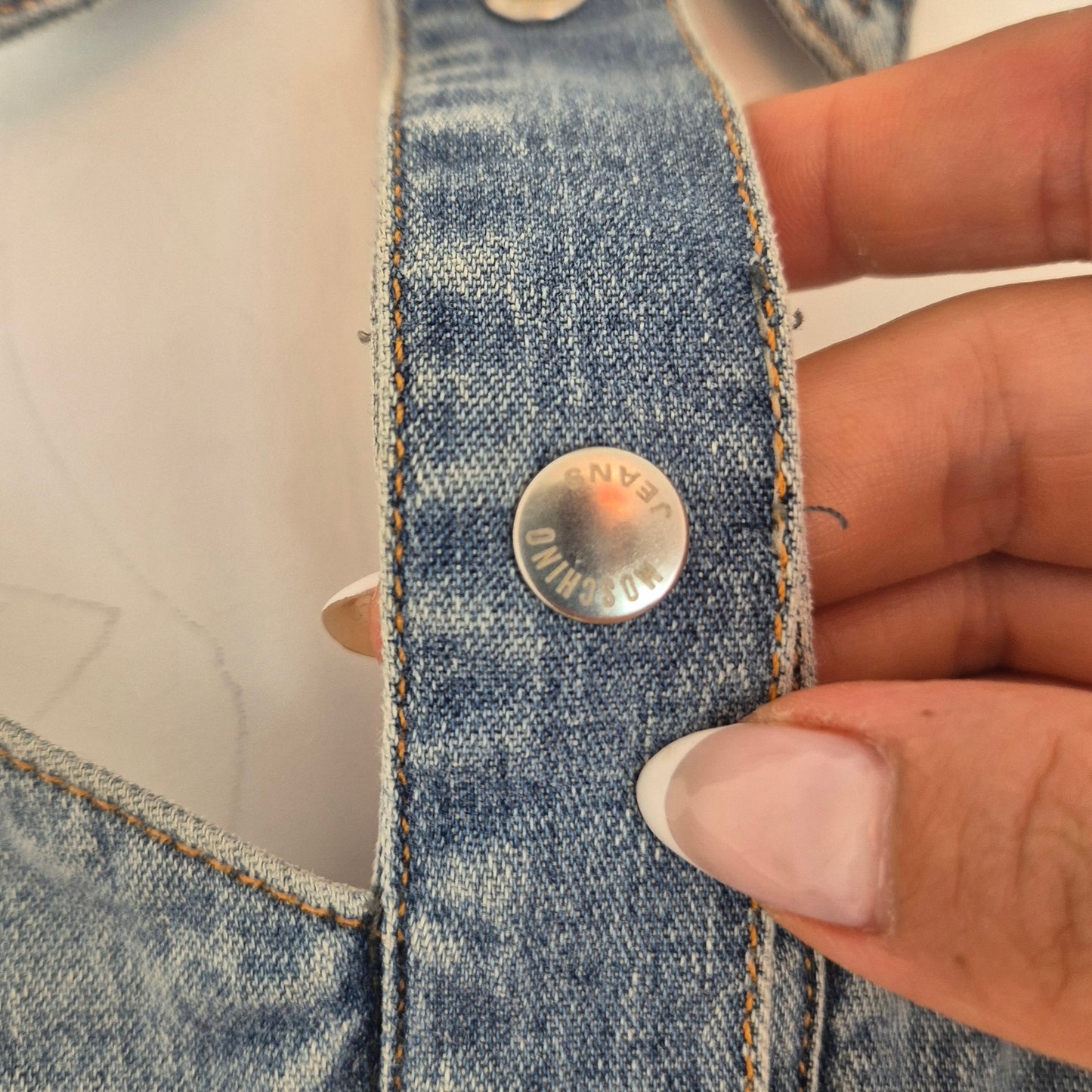 Moschino | Abito in denim con cut out e colletto