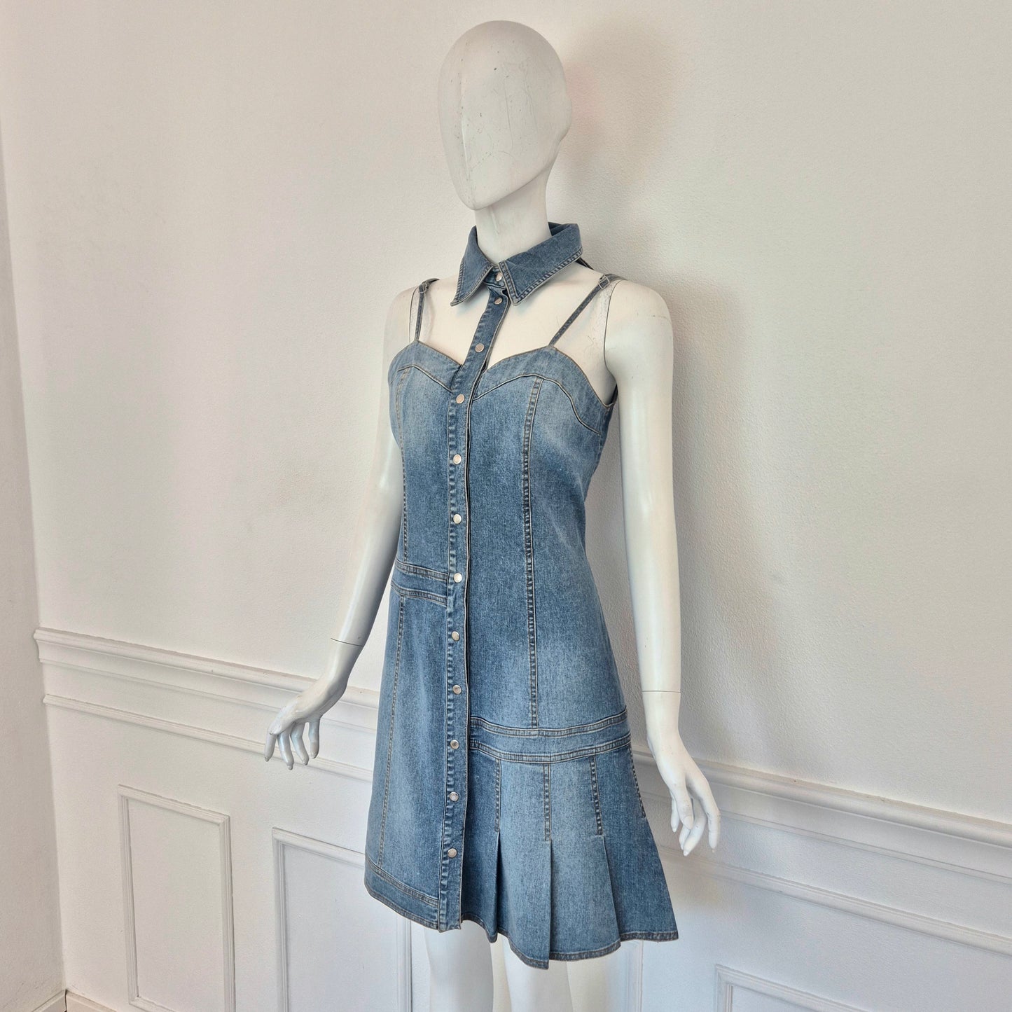 Moschino | Abito in denim con cut out e colletto