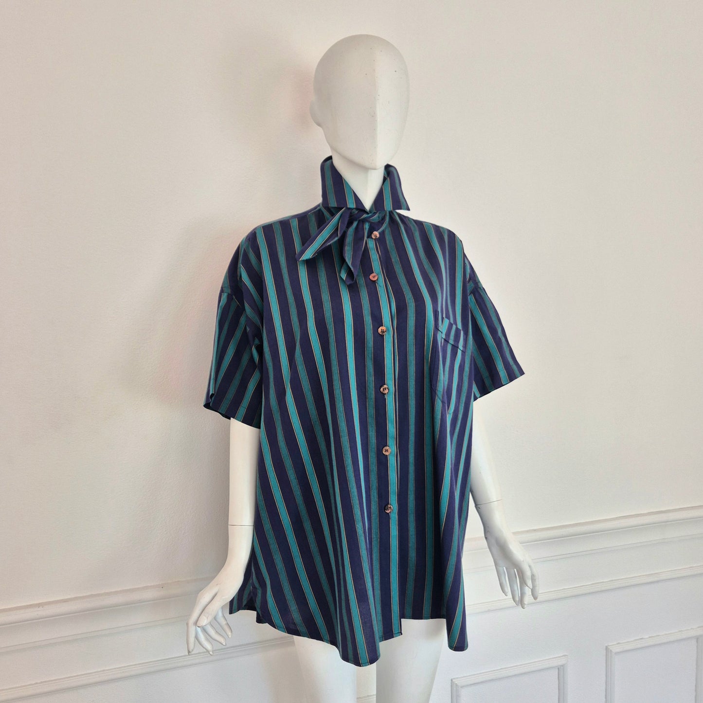 Romeo Gigli | Camicia oversize con fiocco righe verdi blu
