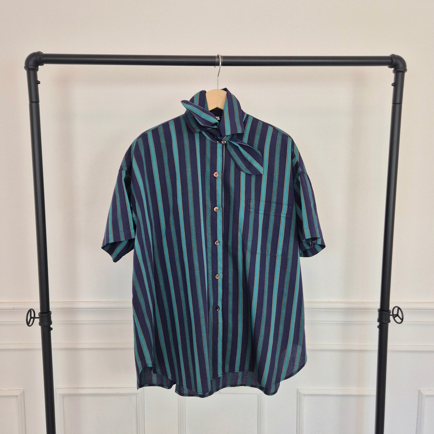 Romeo Gigli | Camicia oversize con fiocco righe verdi blu