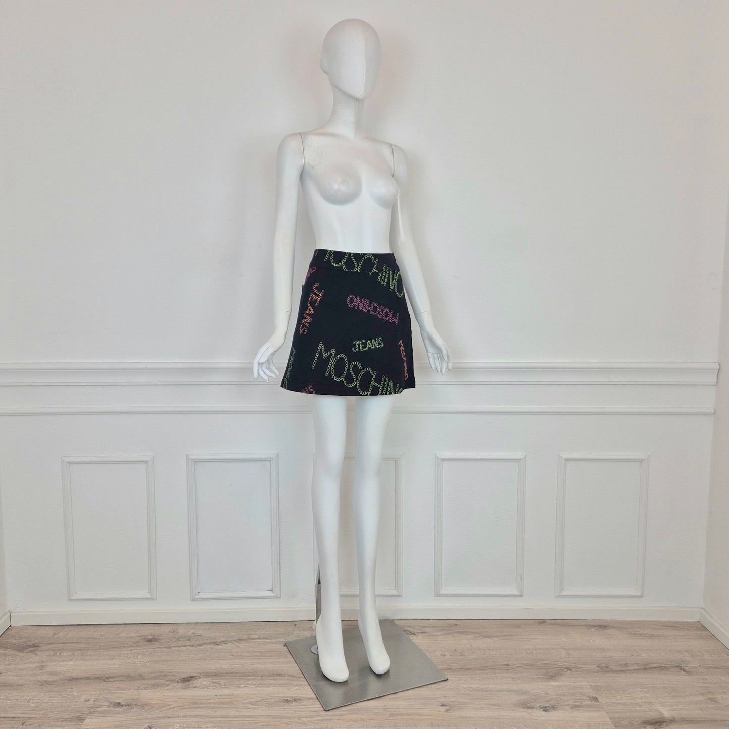 Moschino | Gonna con scritte ricamate