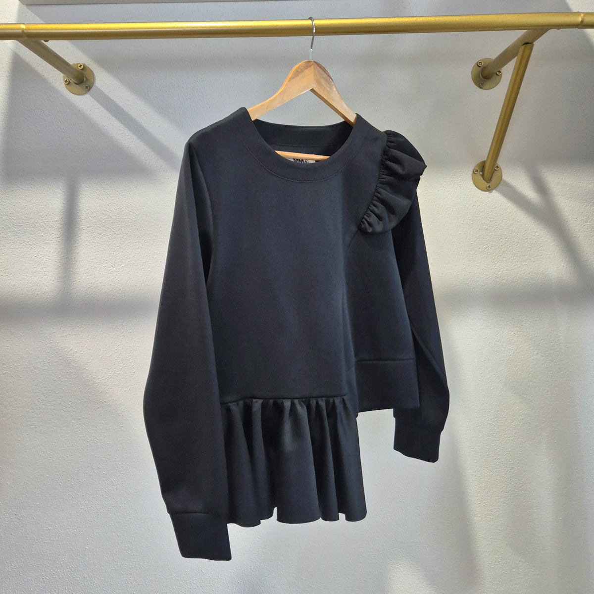 MM6 Maison Margiela | Felpa nera con volant