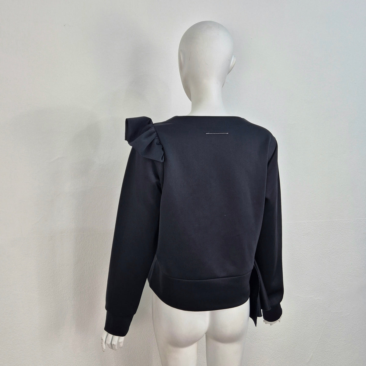 MM6 Maison Margiela | Felpa nera con volant