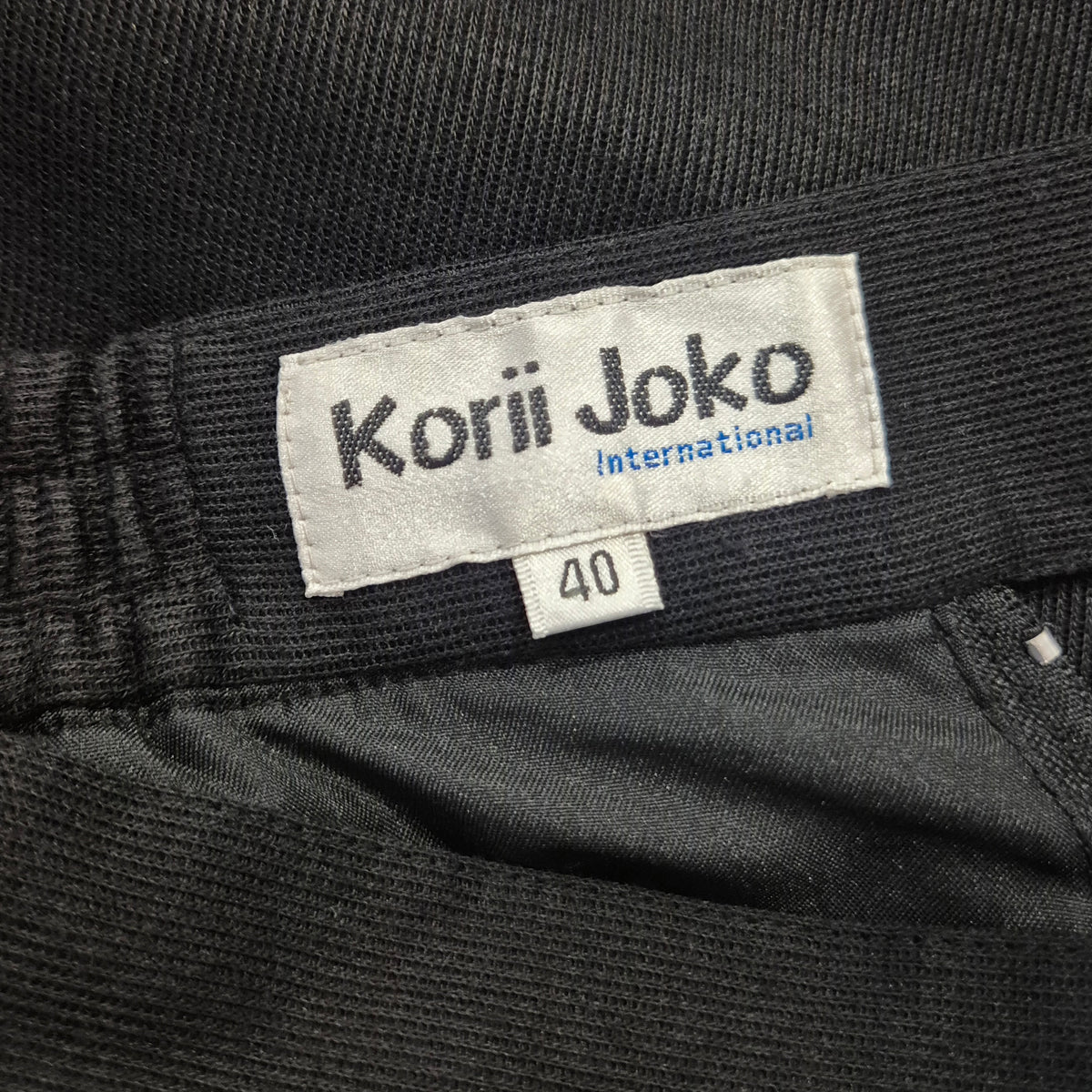 Korii Joko | Gonna nera bande laterali