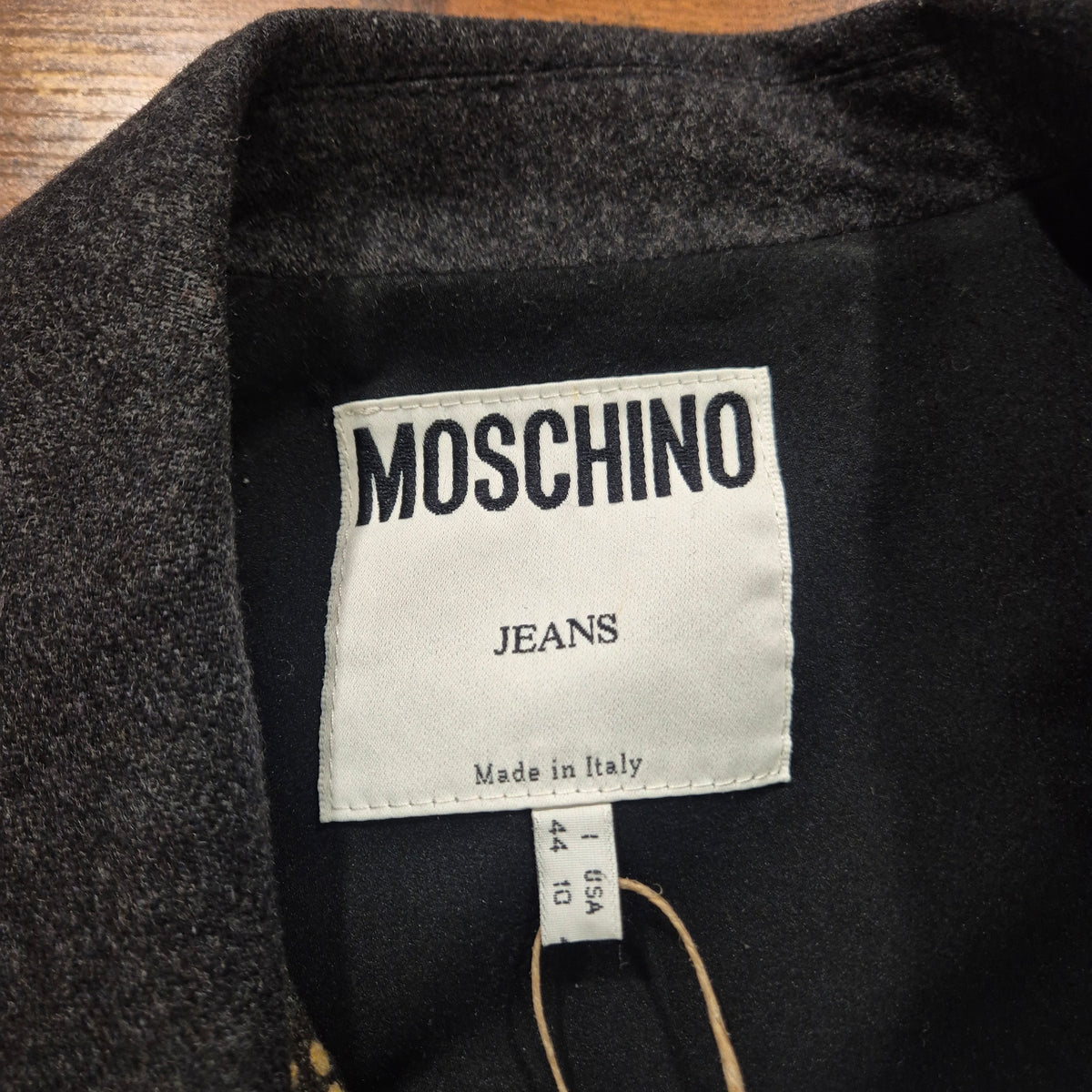 Moschino | Giacca con zip - disegni autunnali e invernali