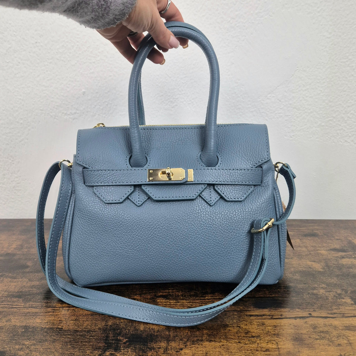 Borsa in vera pelle azzurro polvere
