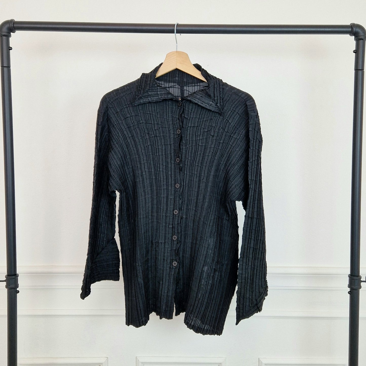 Camicia Issey Miyake nera