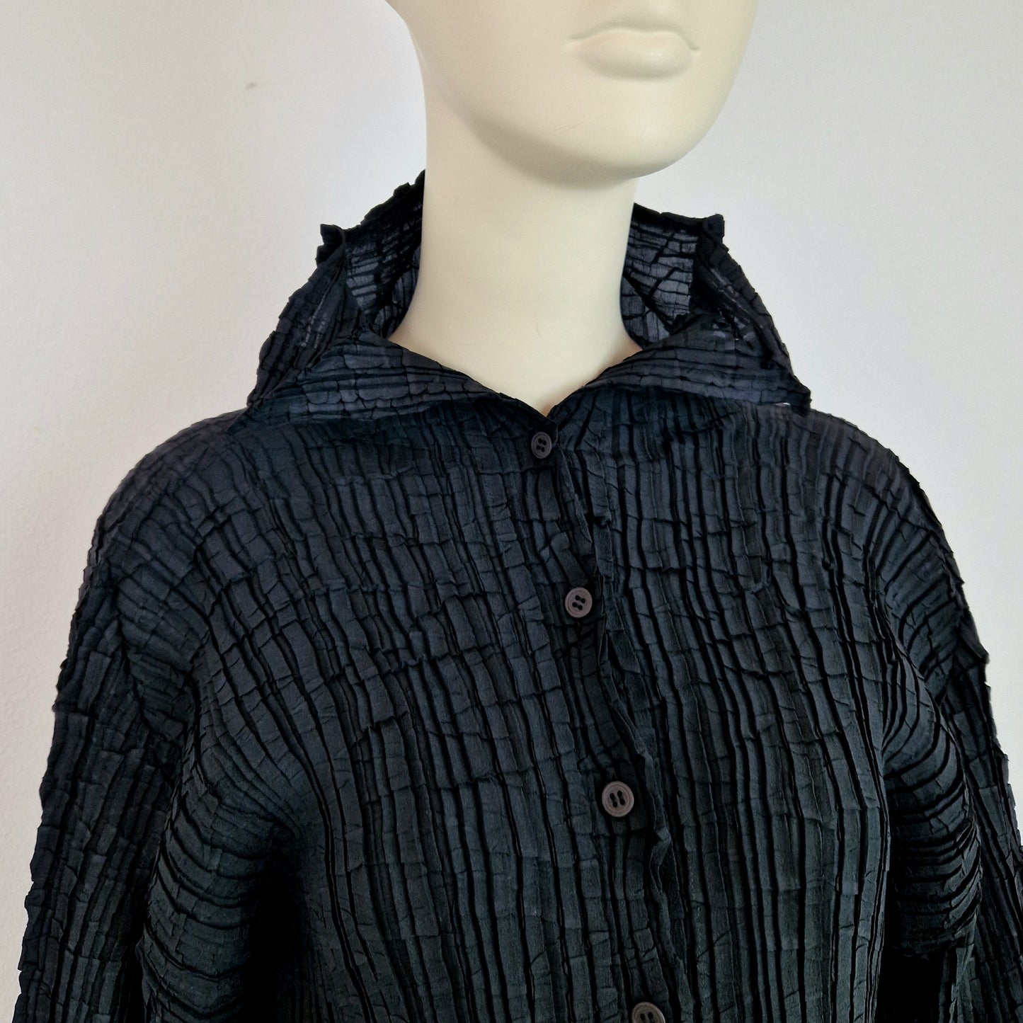 Camicia Issey Miyake nera