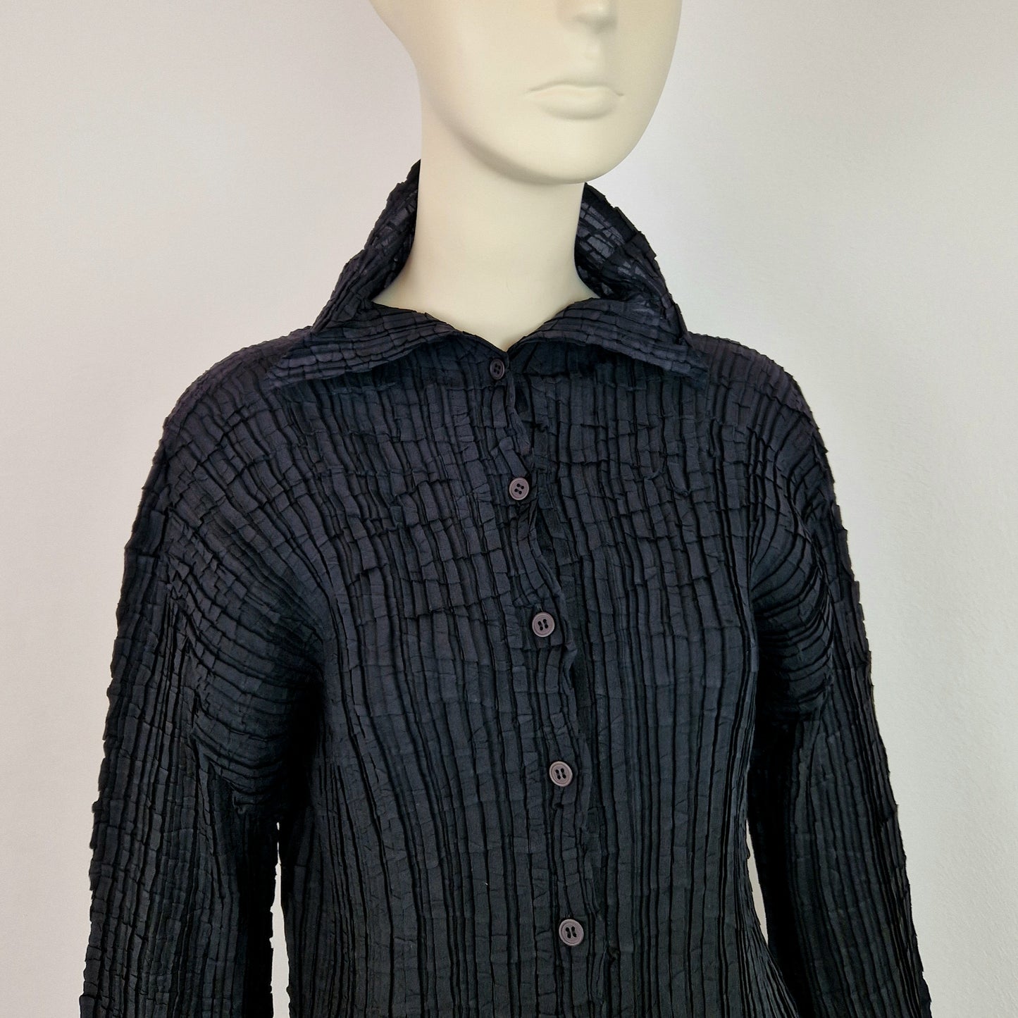 Camicia Issey Miyake nera