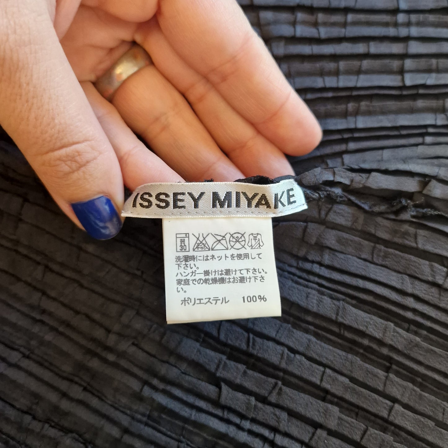 Camicia Issey Miyake nera