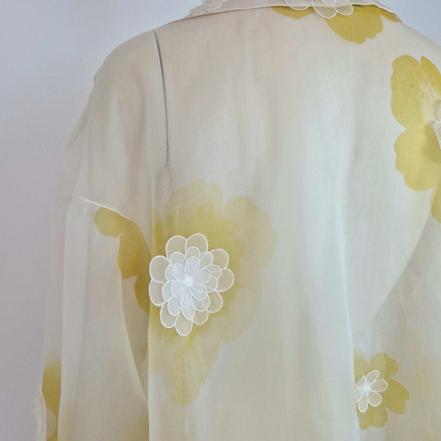 Camicia Gianfranco Ferre'fiori applicati