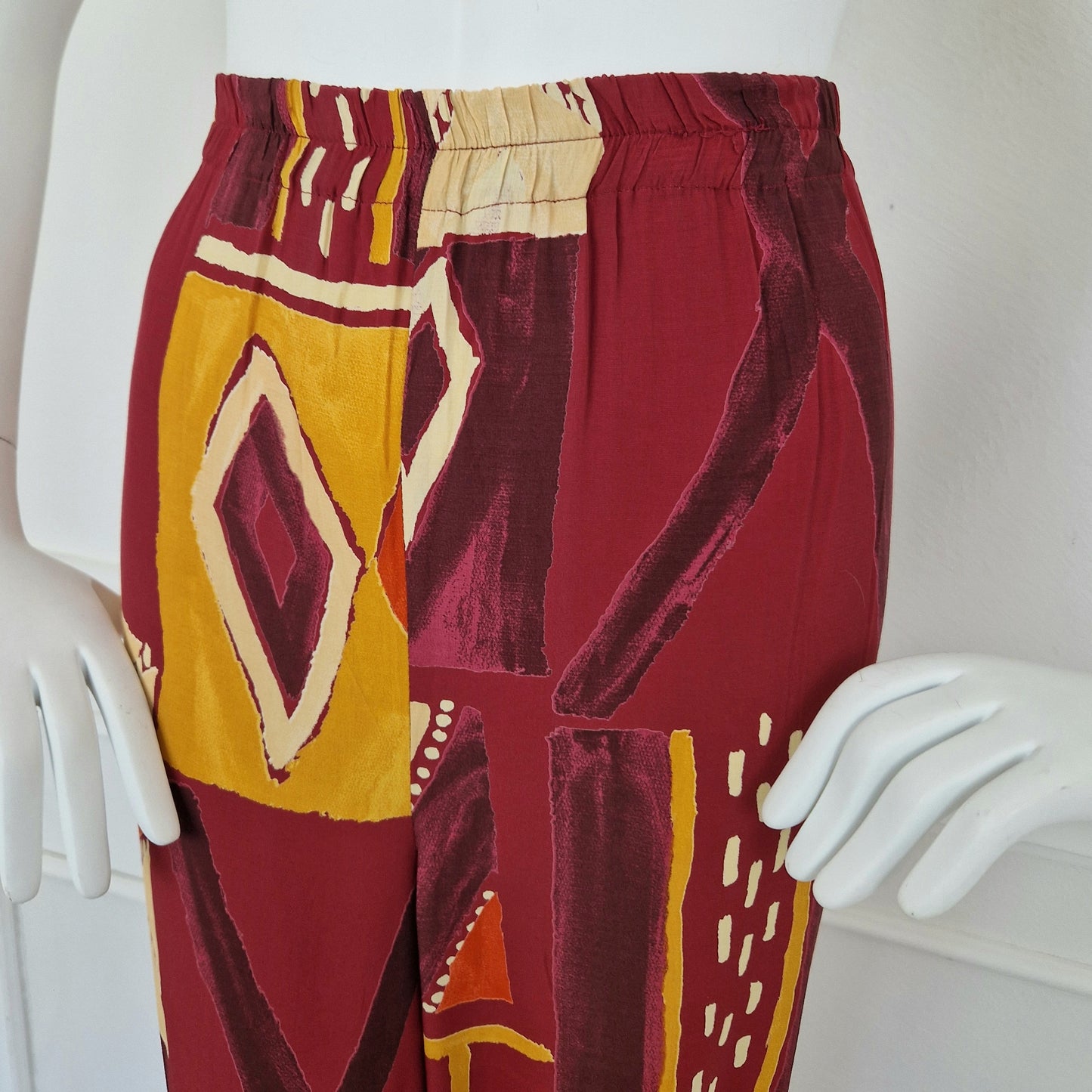 Pantaloni anni '90 rossi fantasia