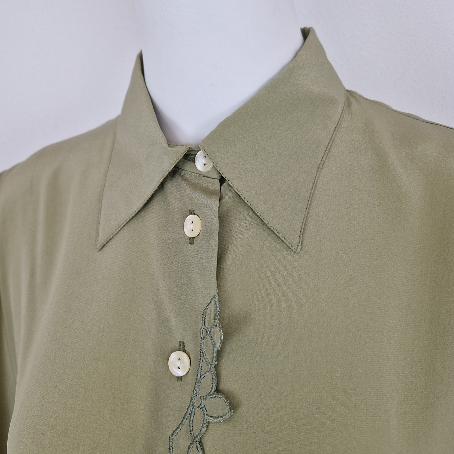 Camicia seta verde salvia