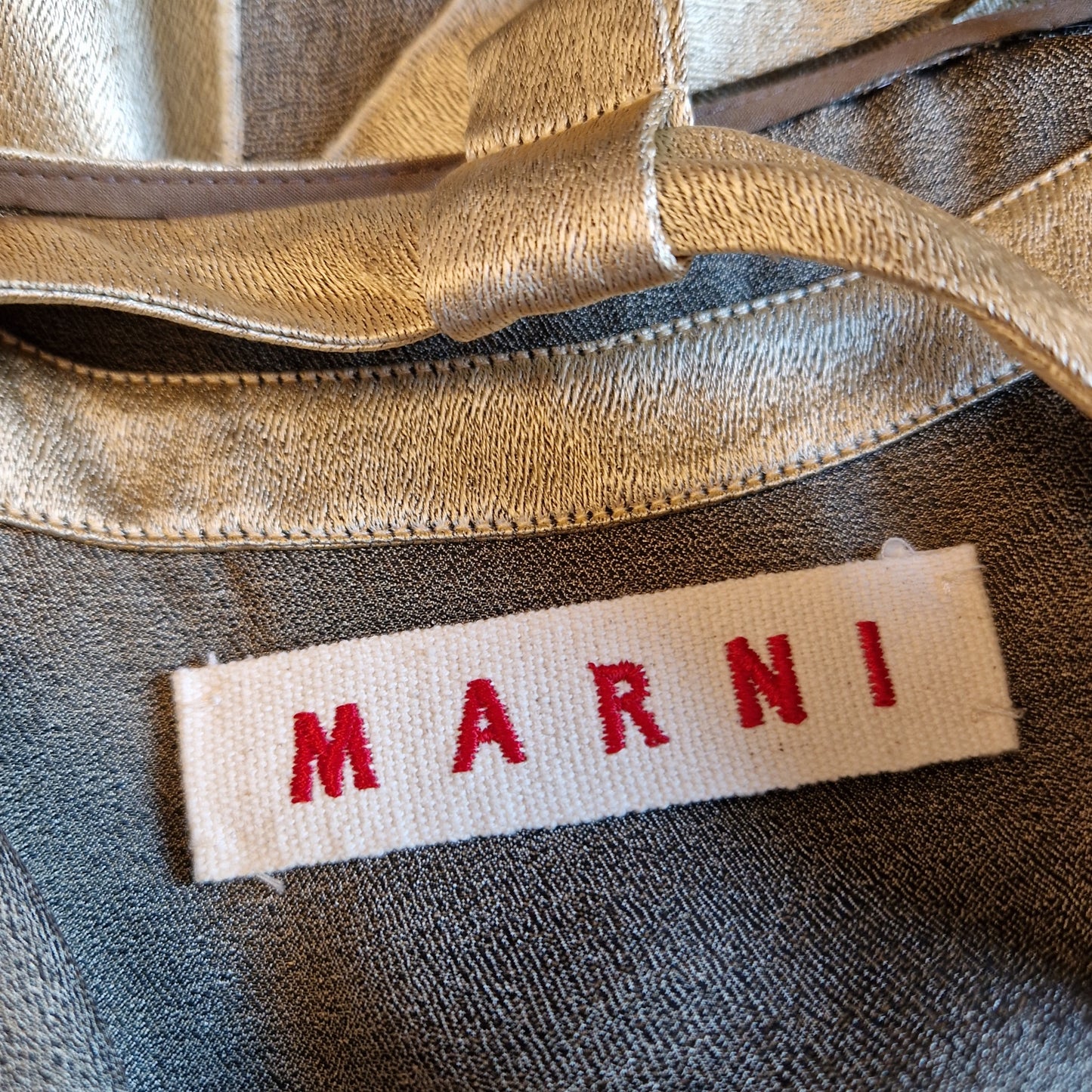 Top Marni seta oro spalmato