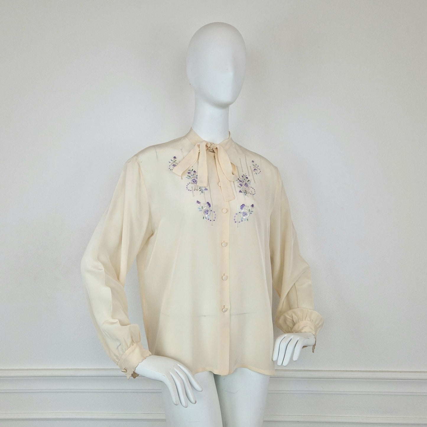 Camicia vintage seta naturale ricamo fiori