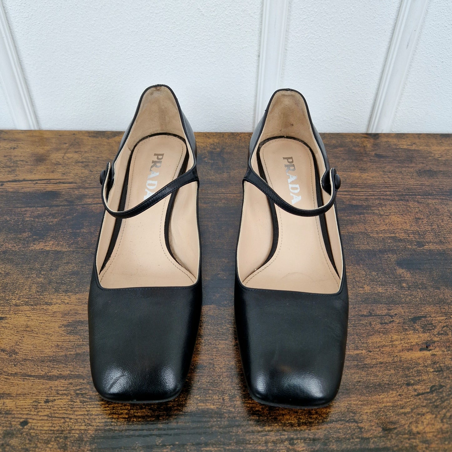 Mary Jane Prada pelle nera nr.37