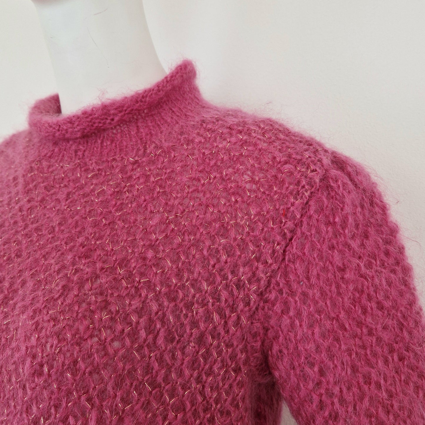 Maglione rosa con lurex dorato