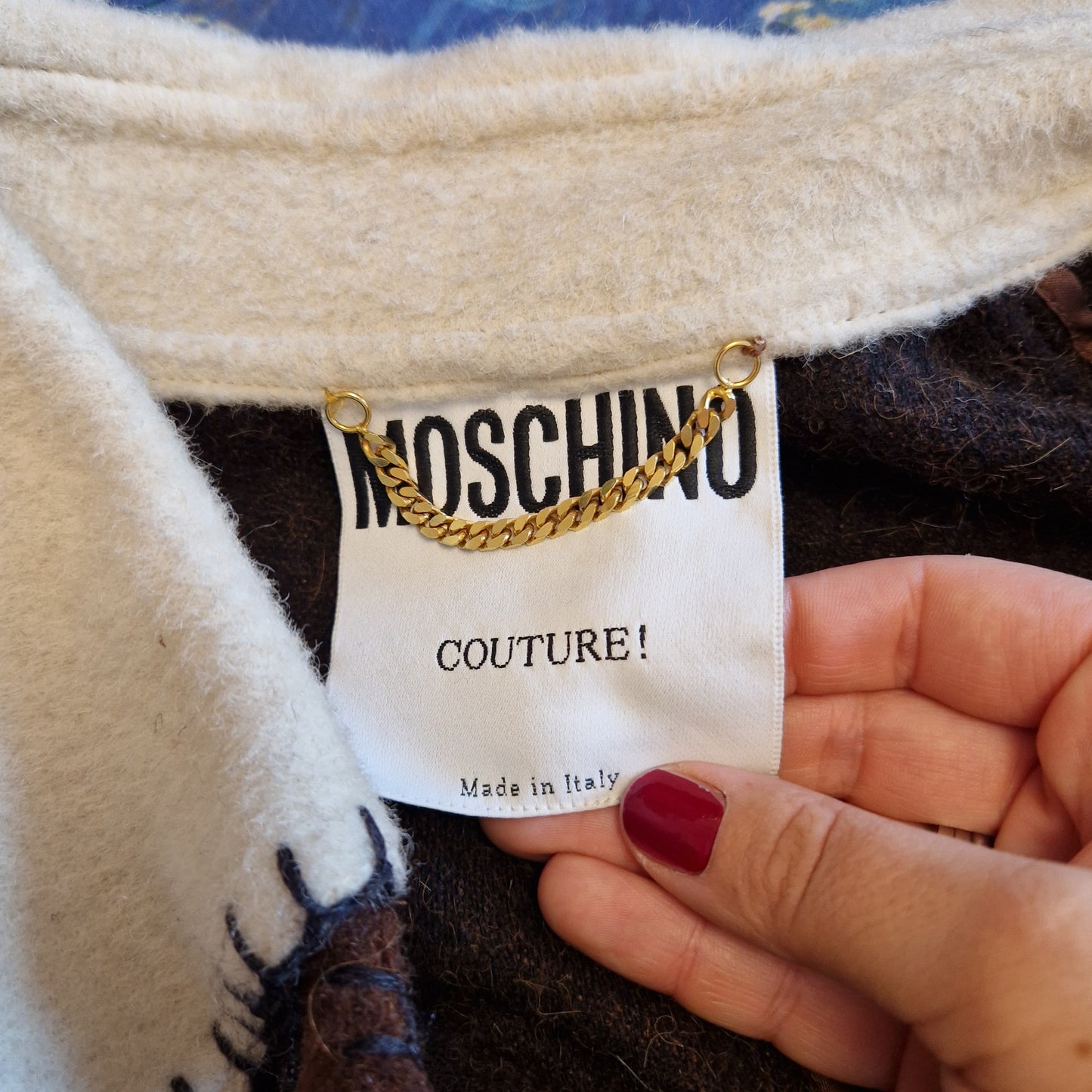 Giaccone Moschino lana cotta bottoni cuore