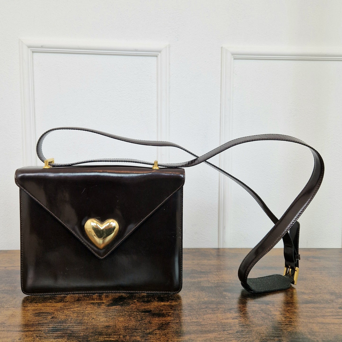 Borsa Moschino testa di moro con cuore oro