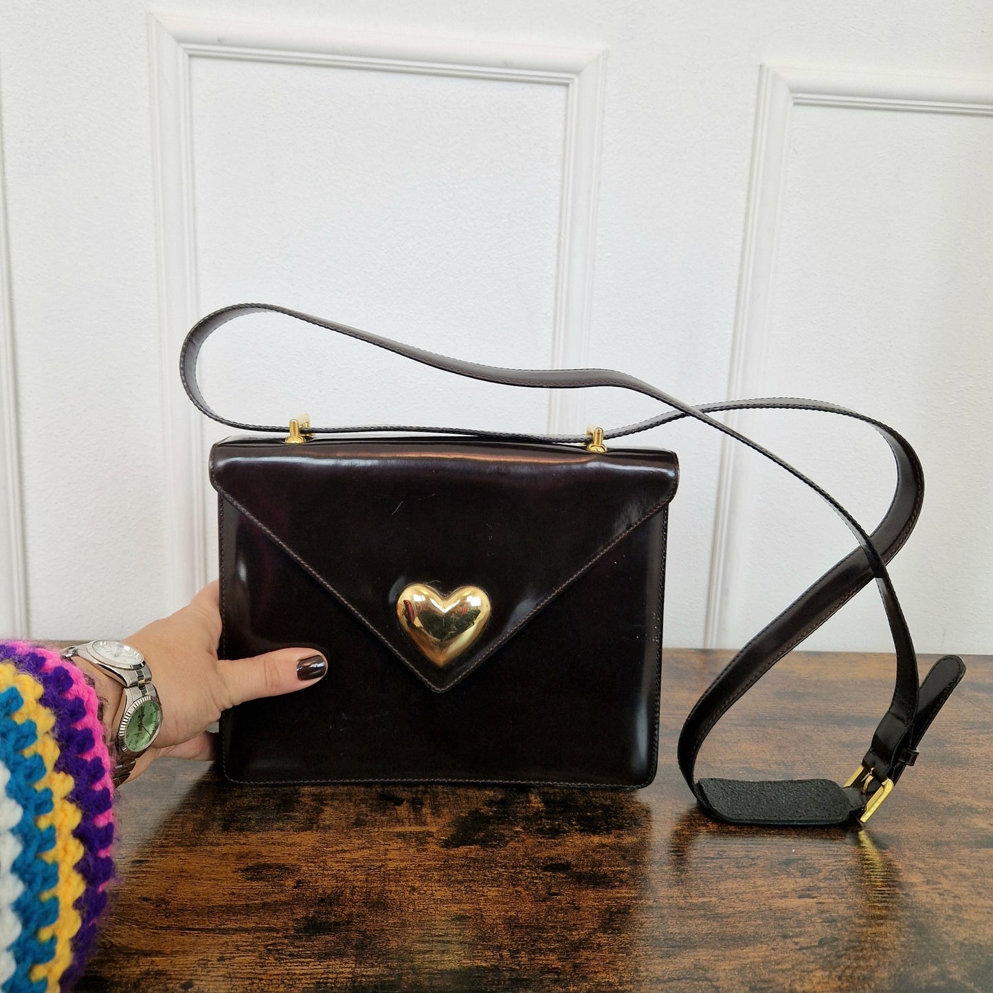 Borsa Moschino testa di moro con cuore oro