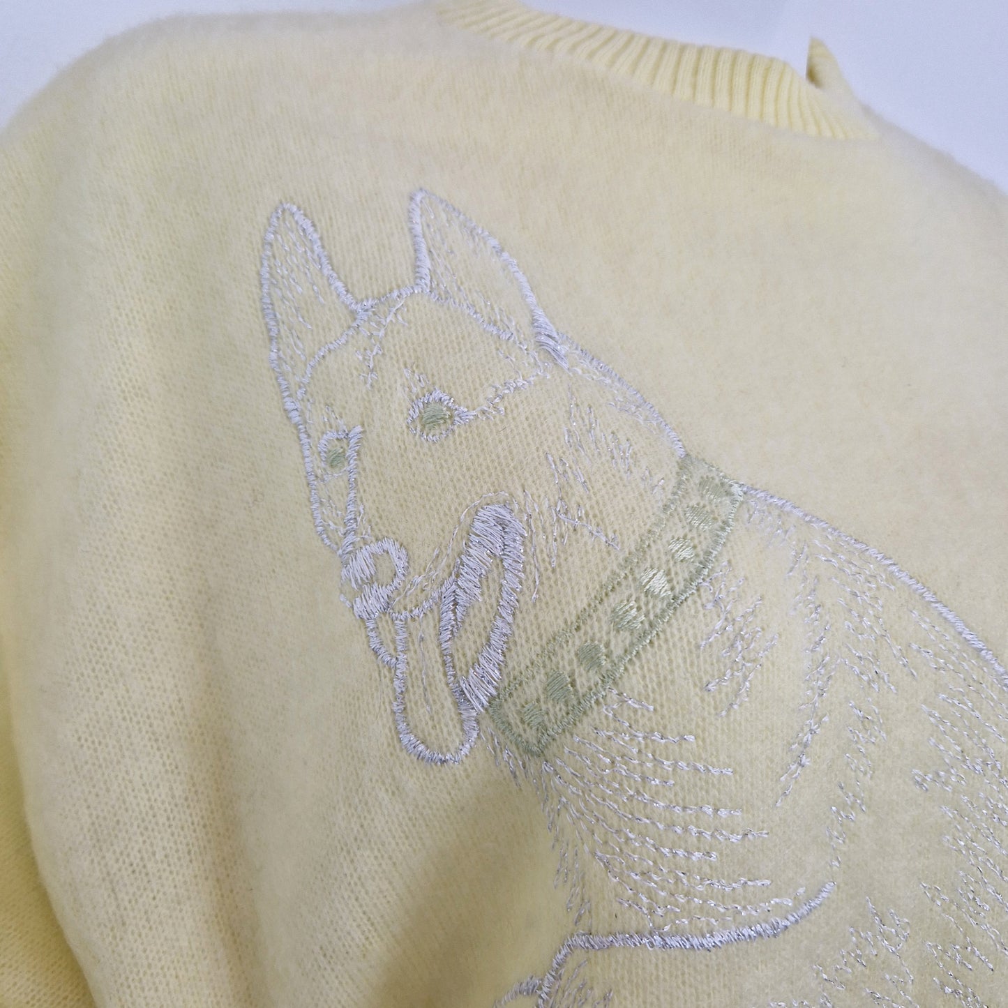 Maglione vintage ricamo cane