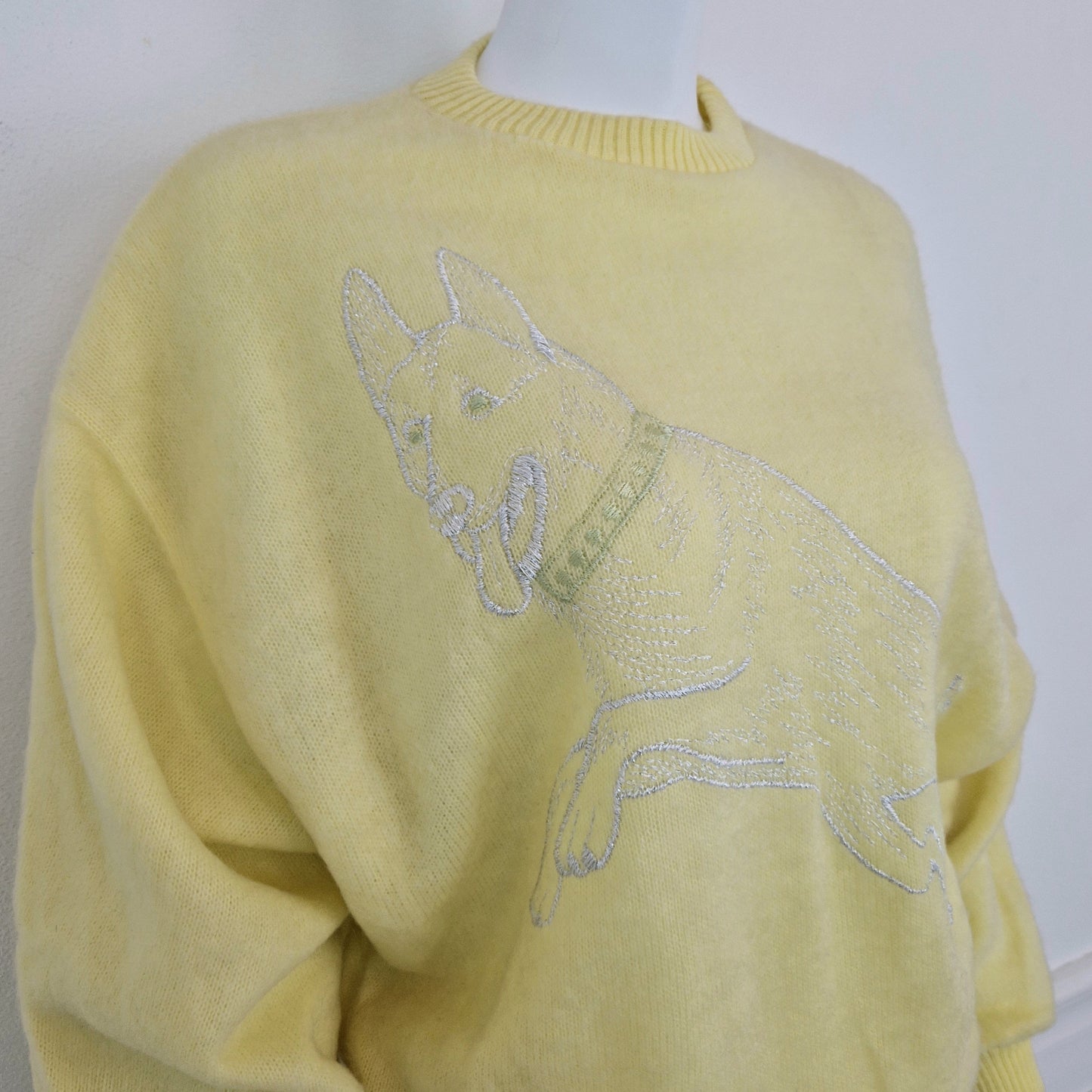 Maglione vintage ricamo cane