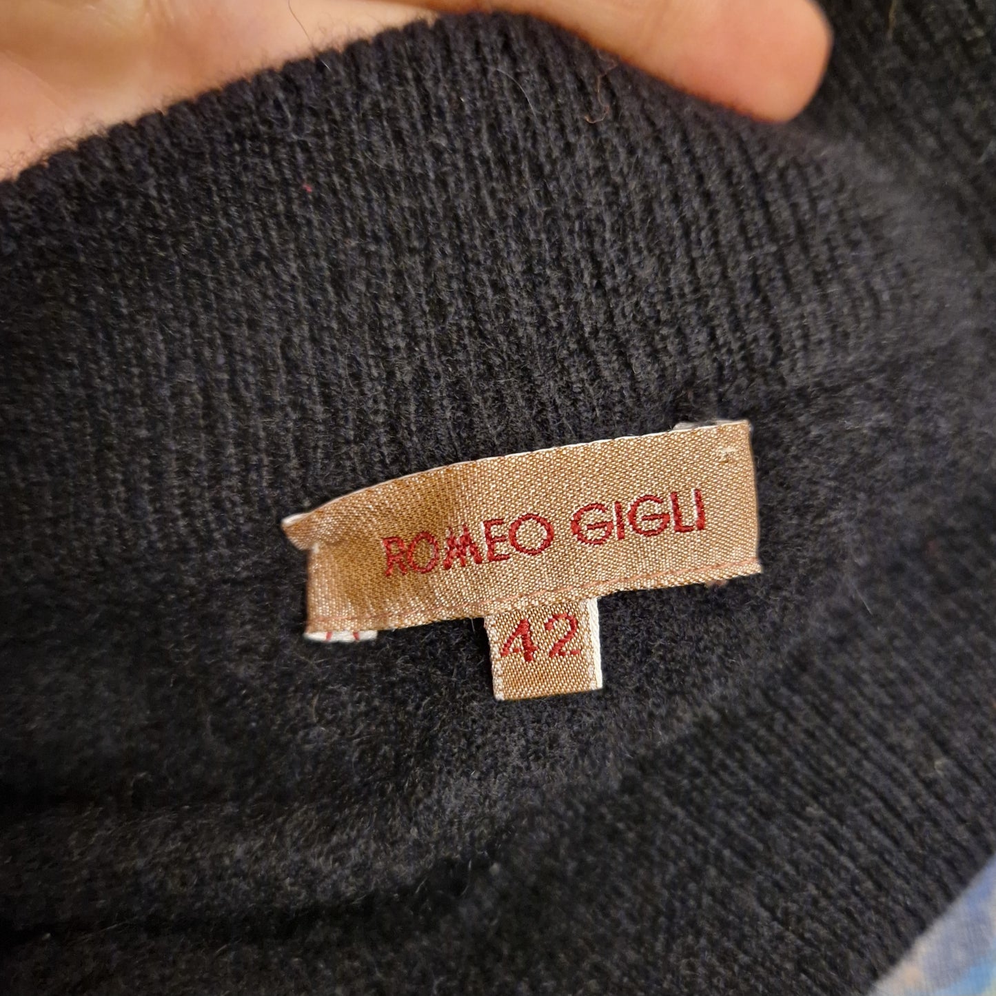 Maglione Romeo Gigli cashmere monospalla