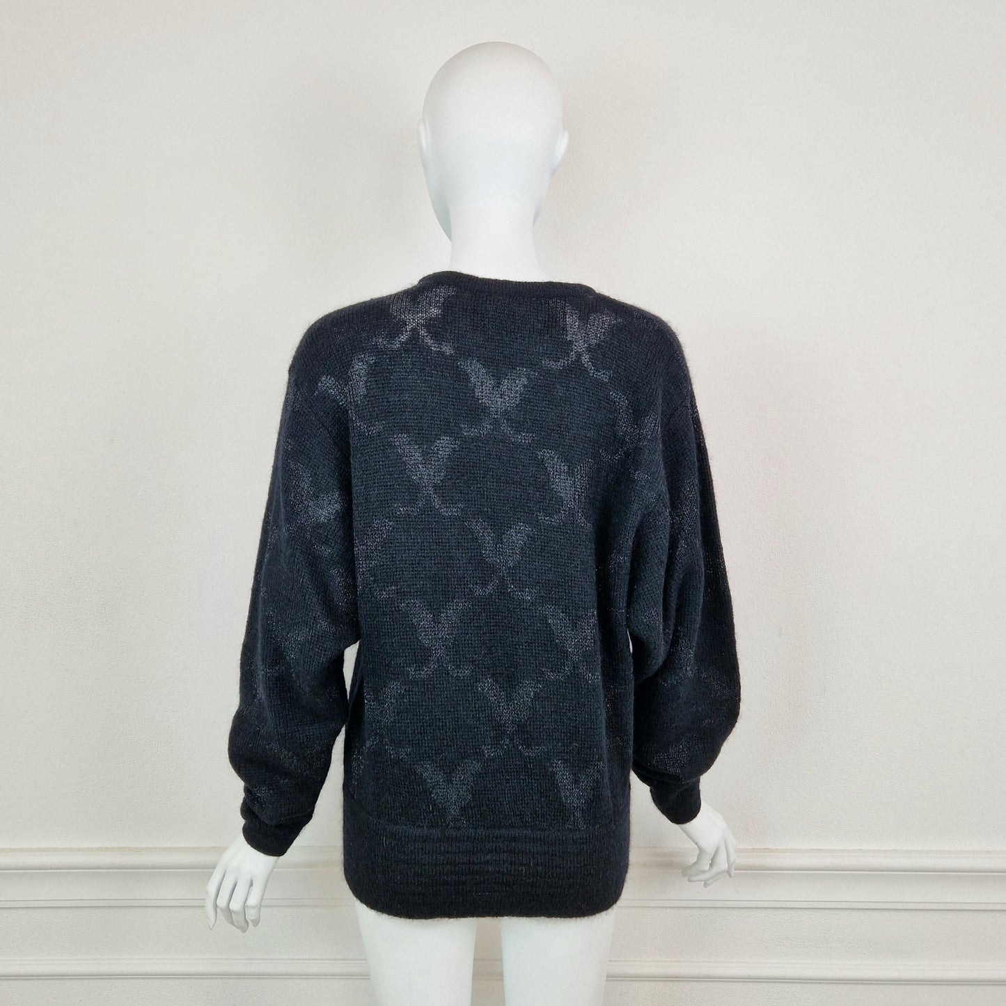 Maglione vintage nero fiocchi