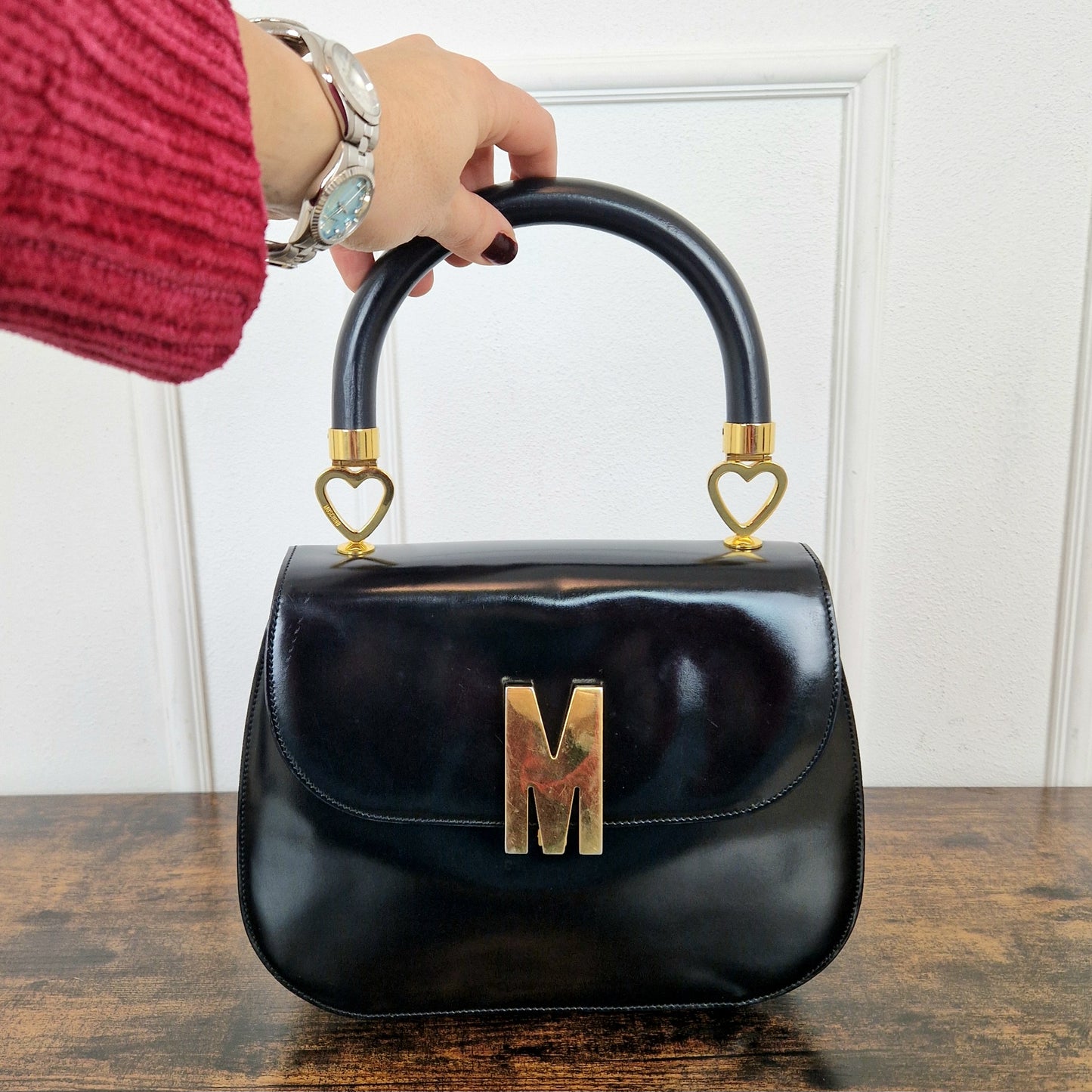 Borsa Moschino redwall nera M oro