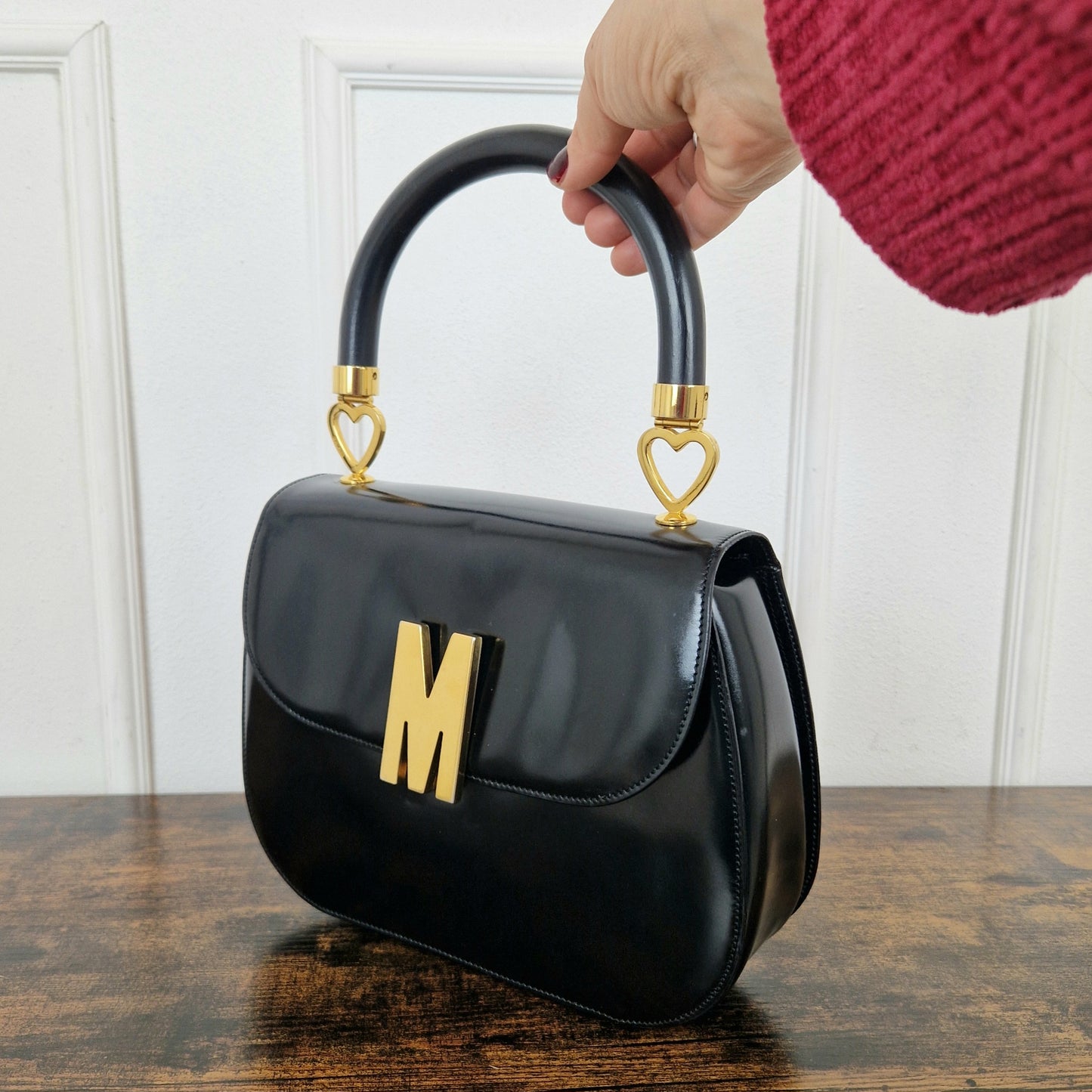 Borsa Moschino redwall nera M oro