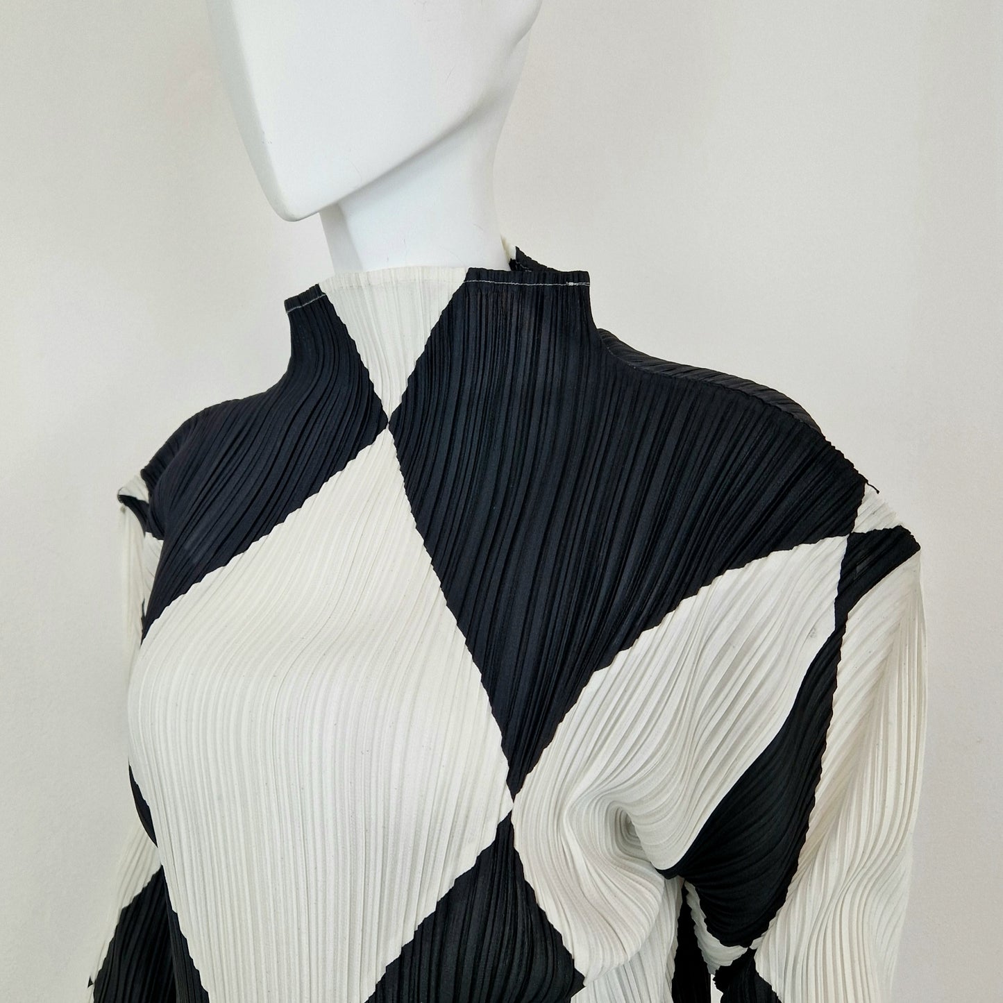 Top Issey Miyake pleats please scacchi