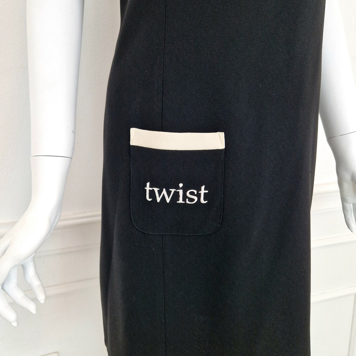 Abito Moschino "Let's twist again"