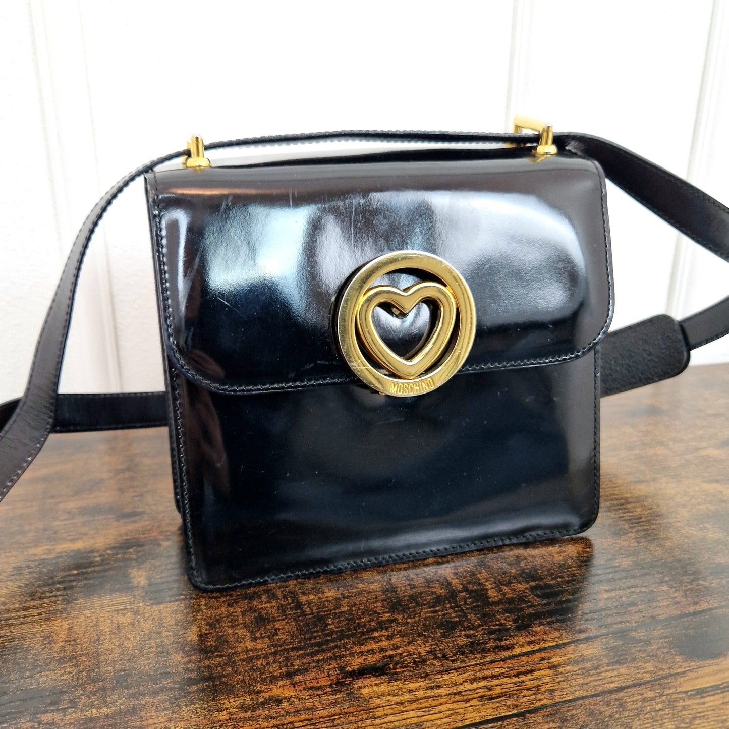 Borsa Moschino nera cuore oro