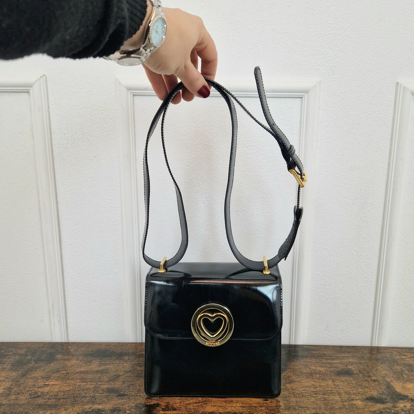 Borsa Moschino nera cuore oro