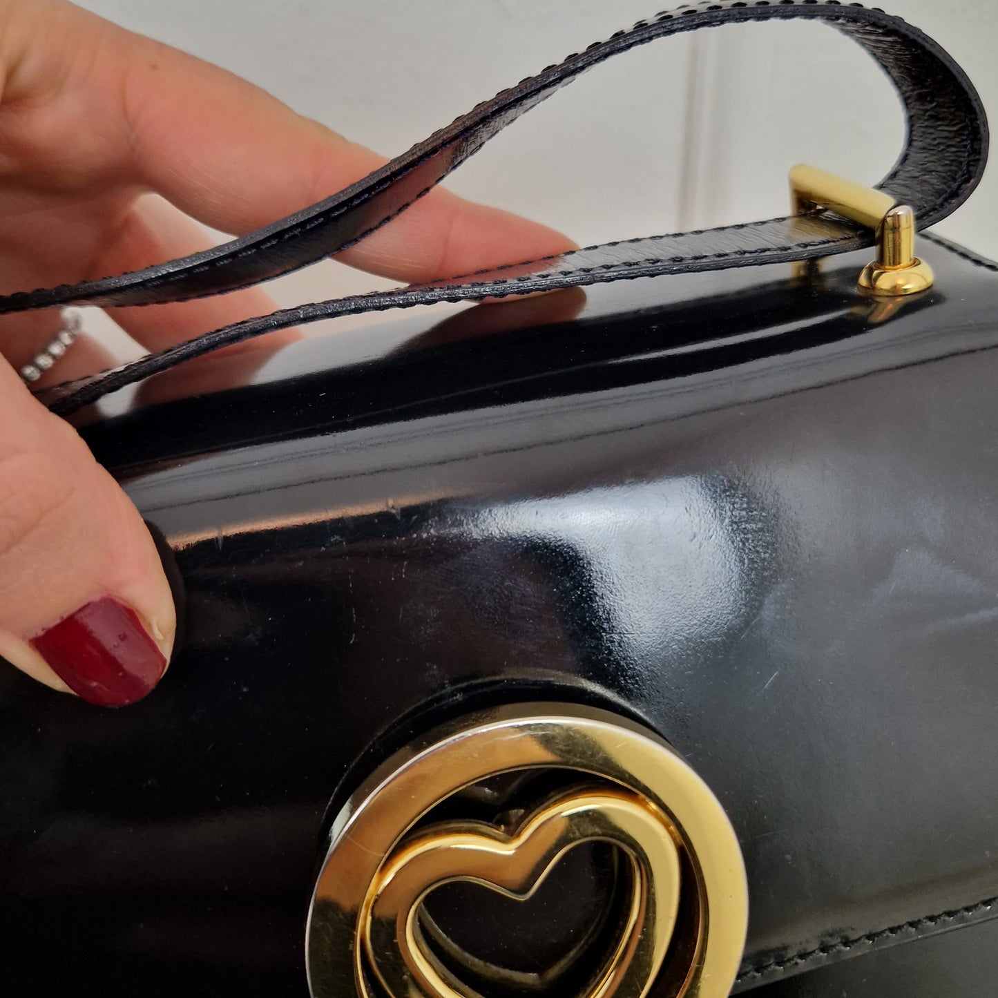 Borsa Moschino nera cuore oro