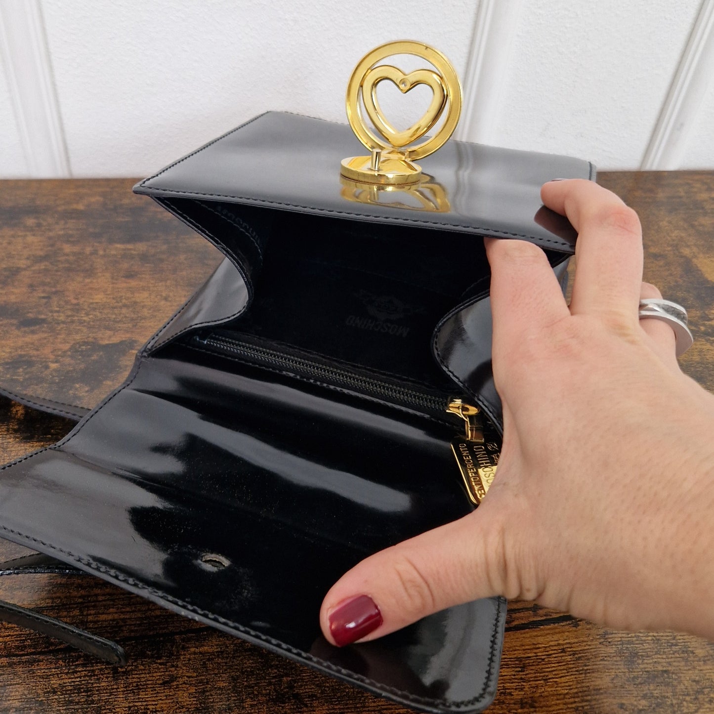 Borsa Moschino nera cuore oro